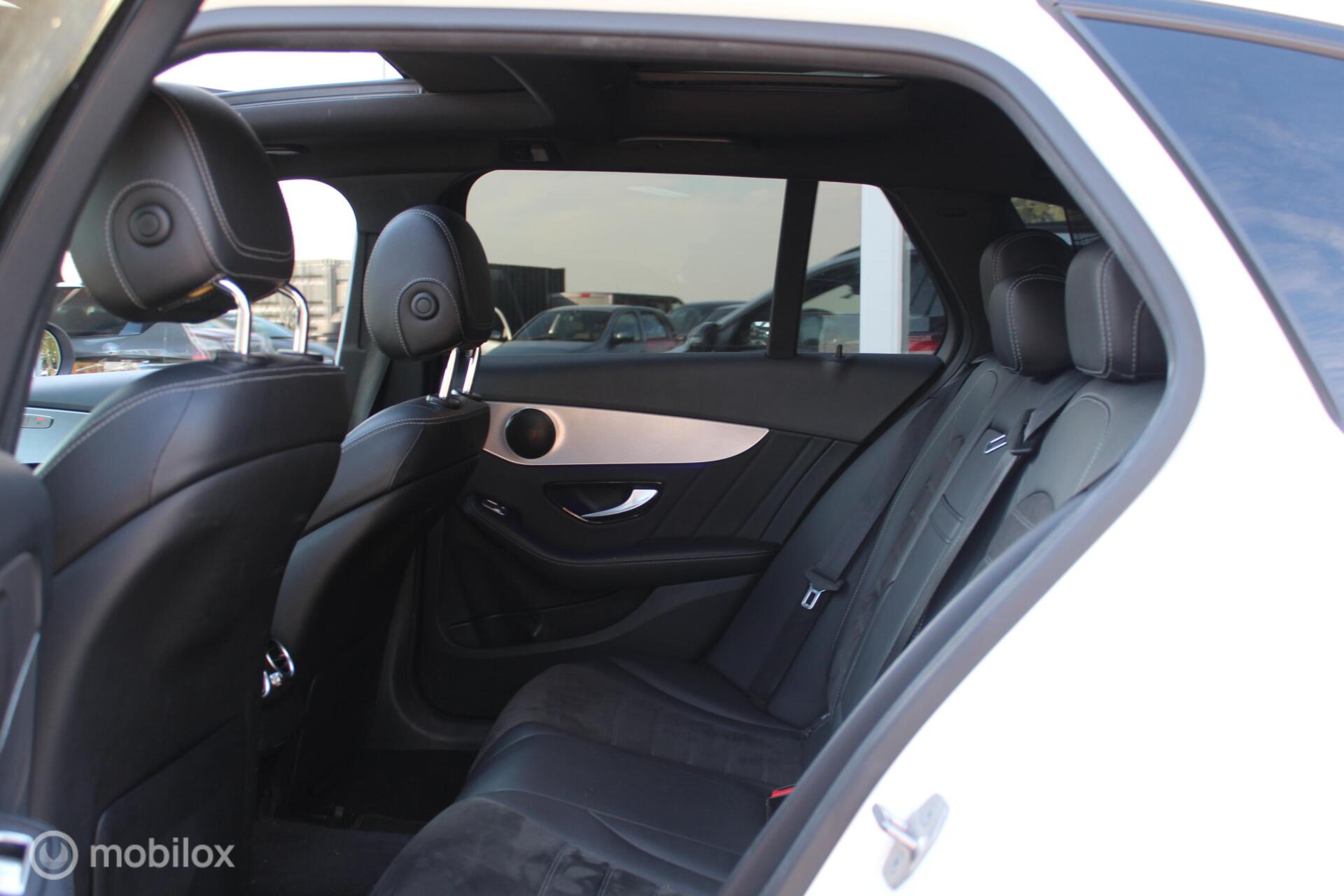 Foto van Mercedes-Benz C 300 E