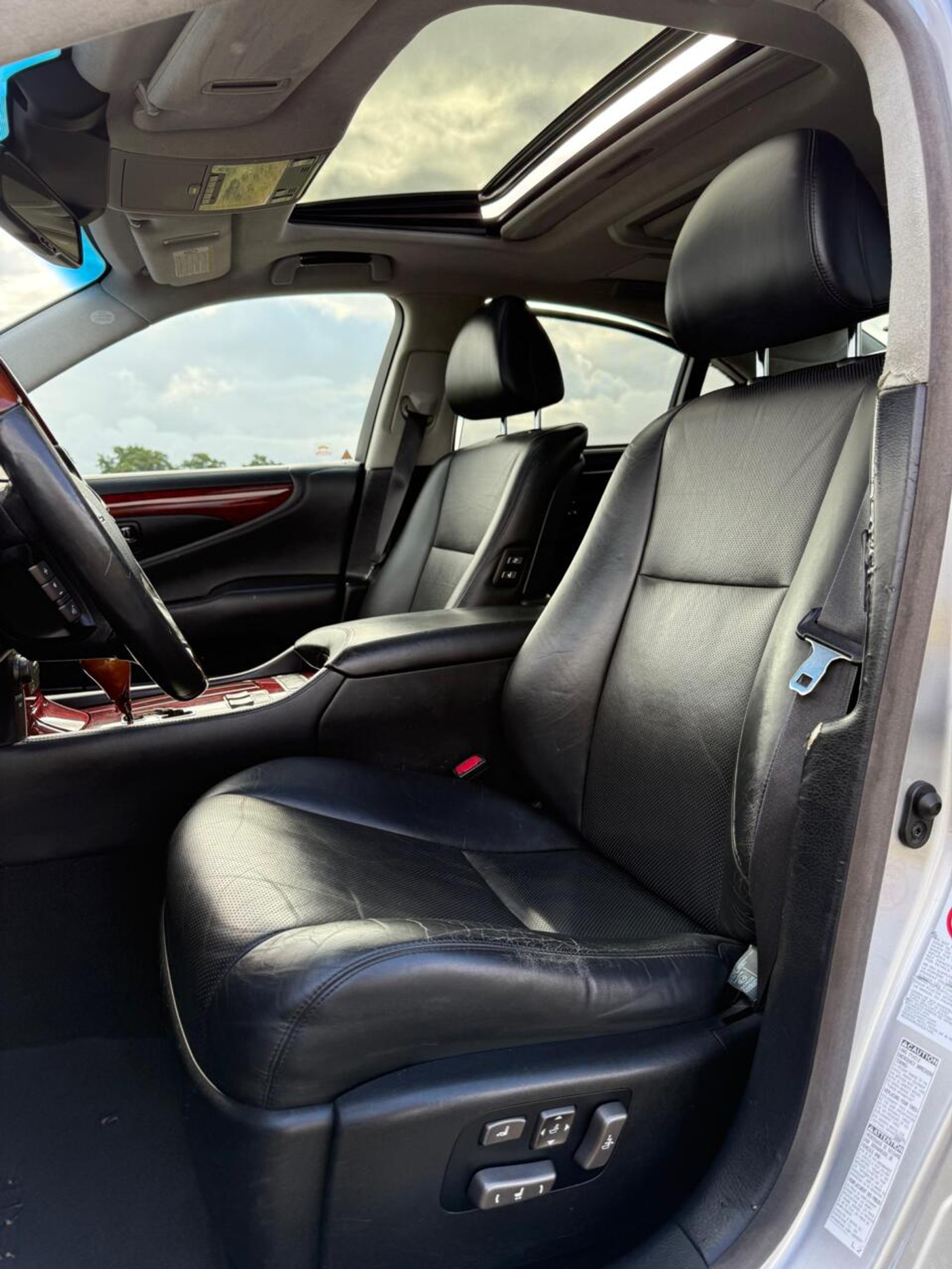Foto van Lexus Lexus Ls600h
