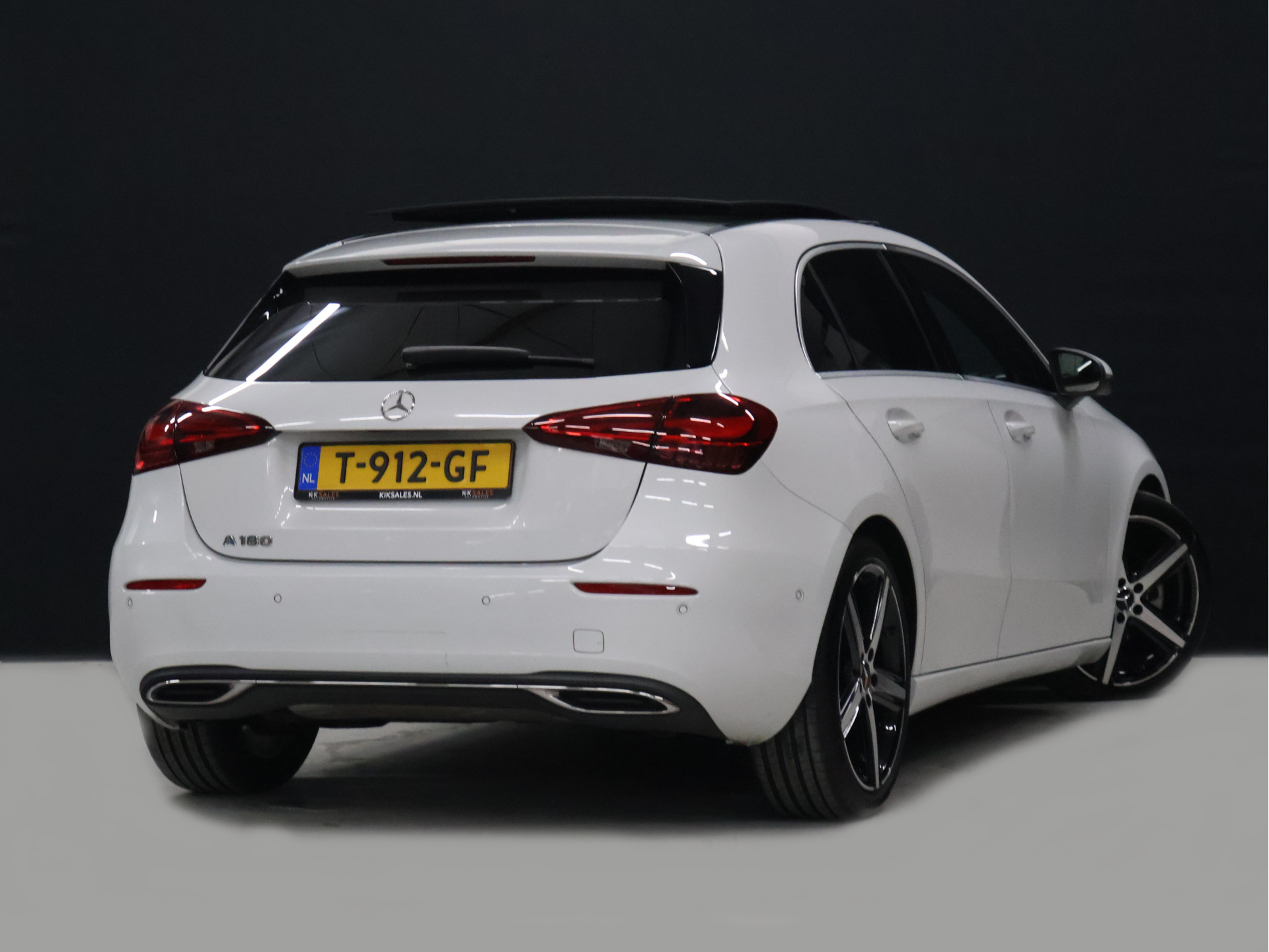 Foto van Mercedes-Benz A 180