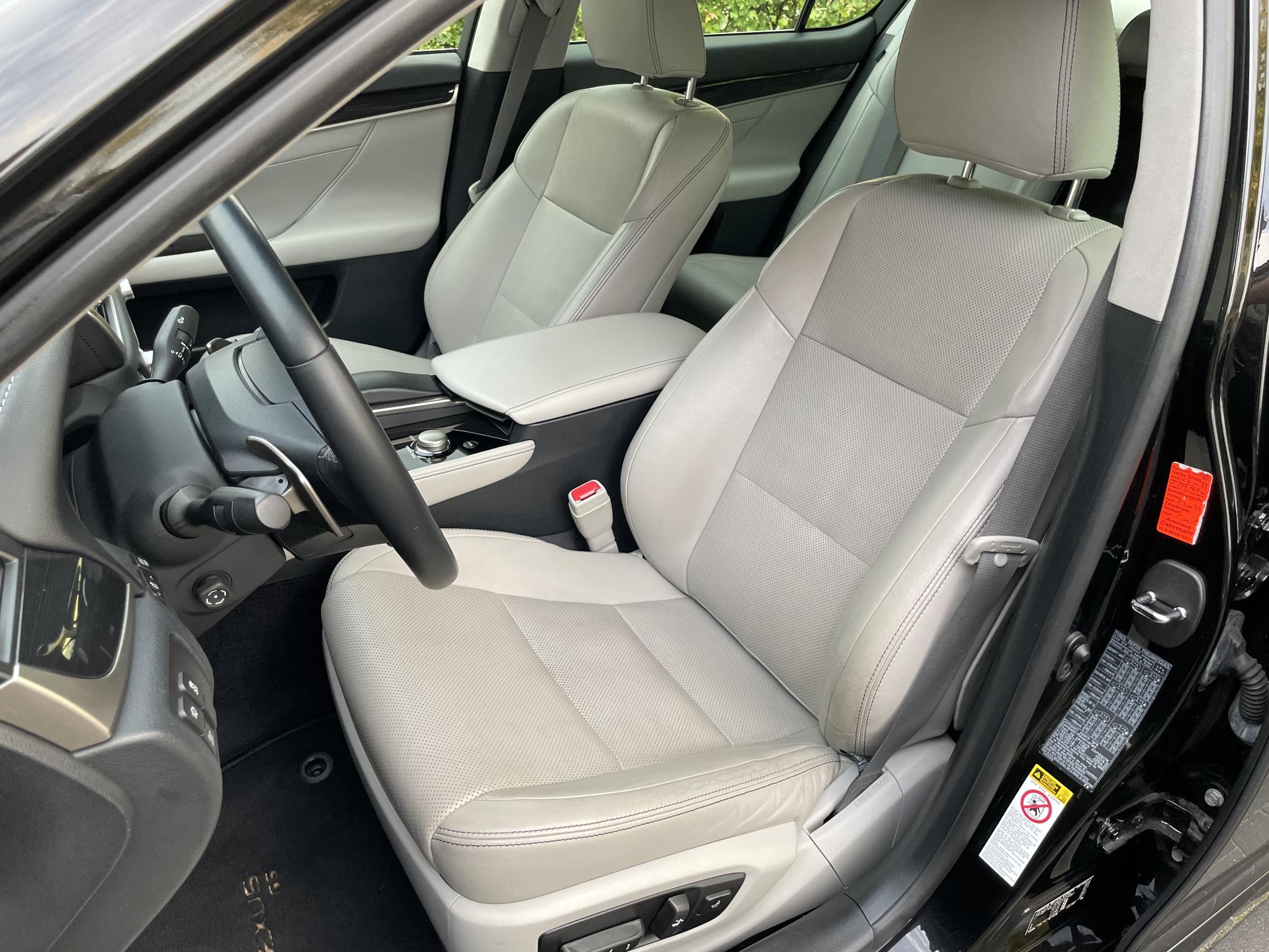 Foto van Lexus Lexus Gs250