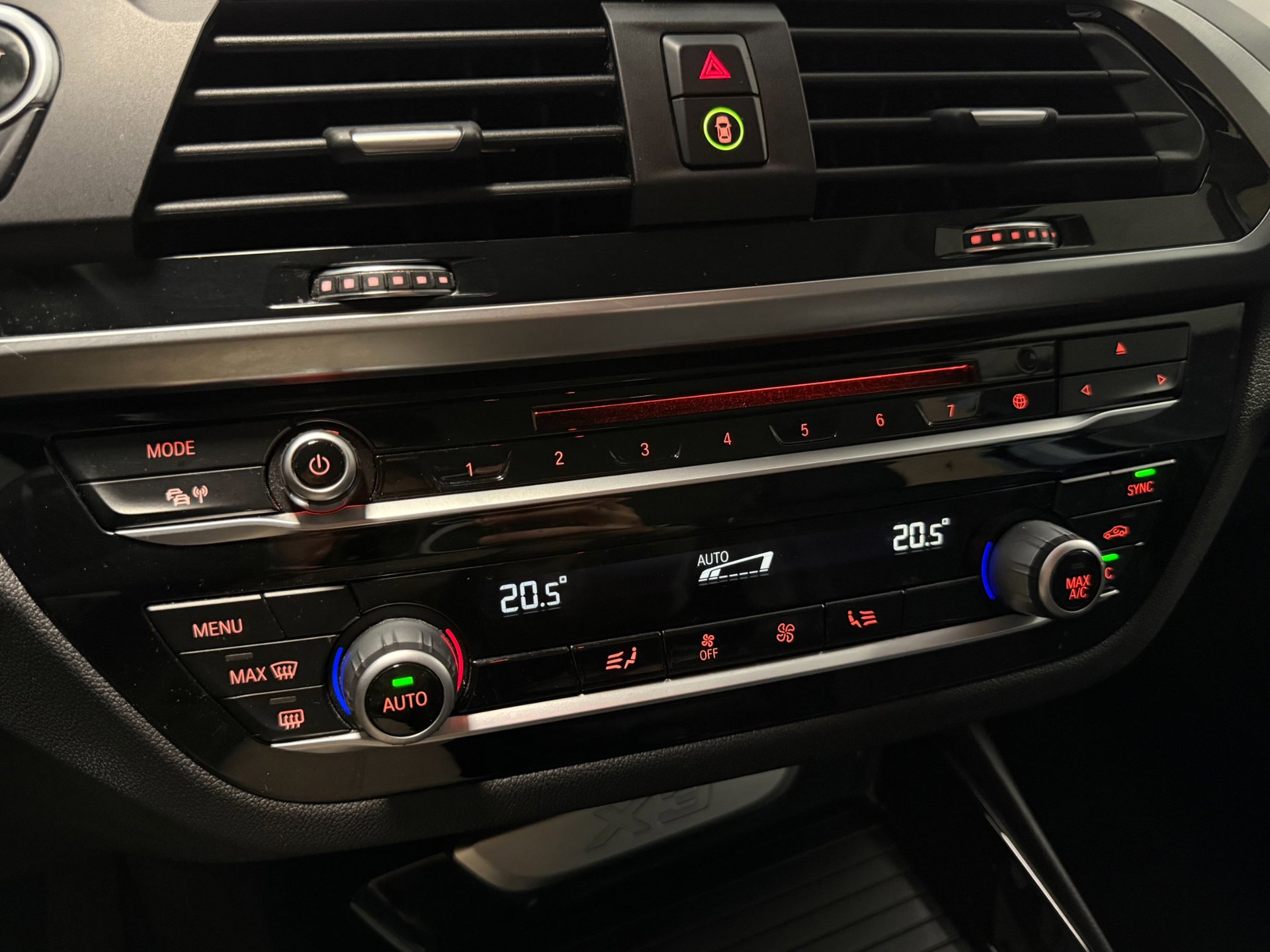 Foto van BMW X3 Xdrive20i