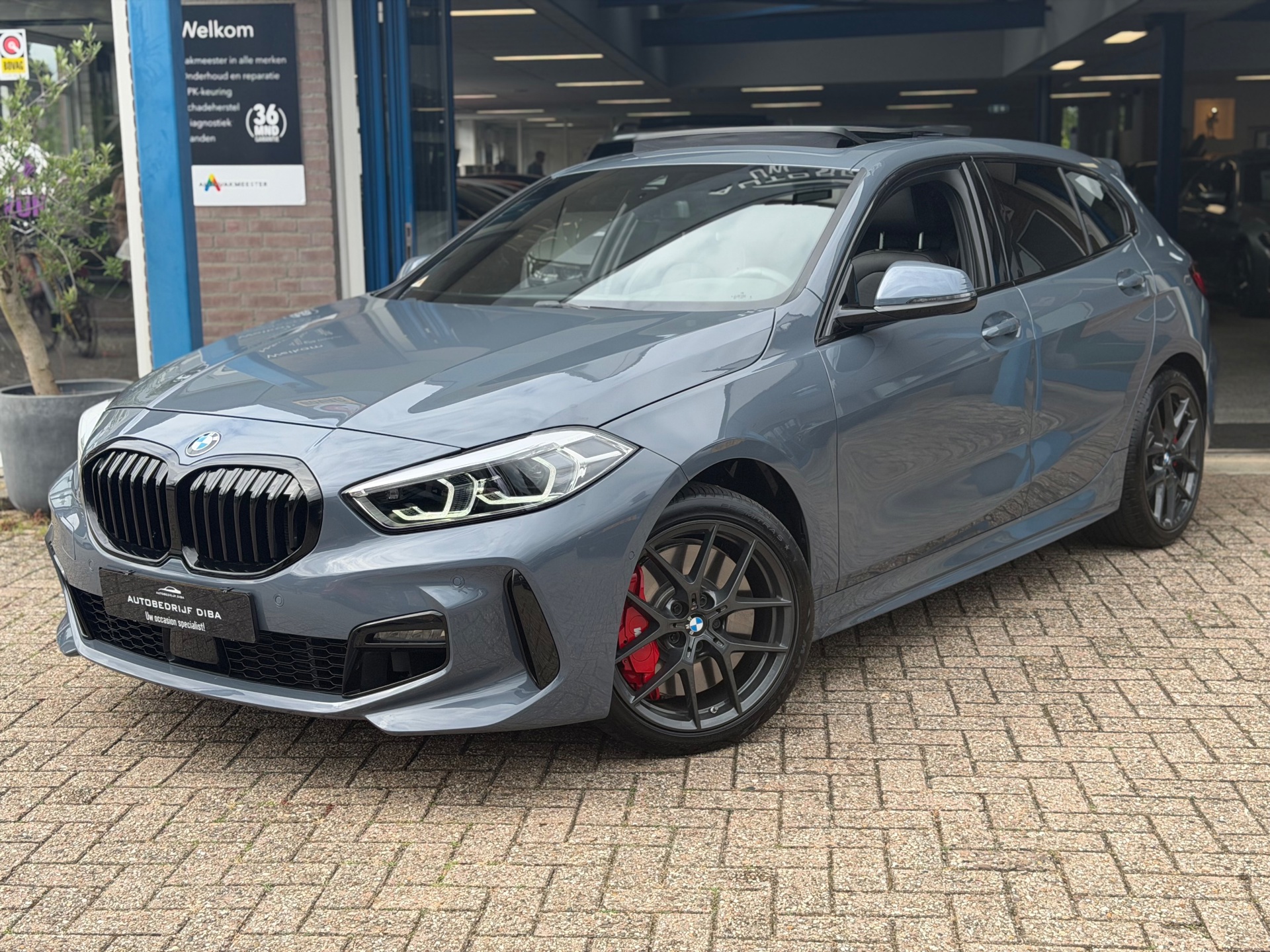 Foto van BMW 118i