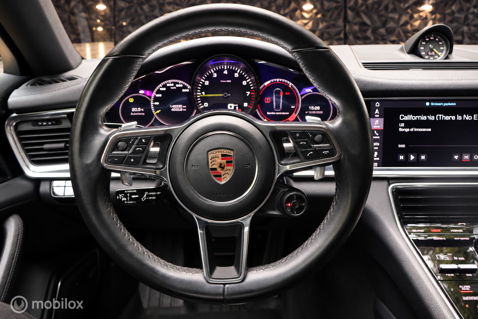 Foto van Porsche Panamera 4 E-hybrid