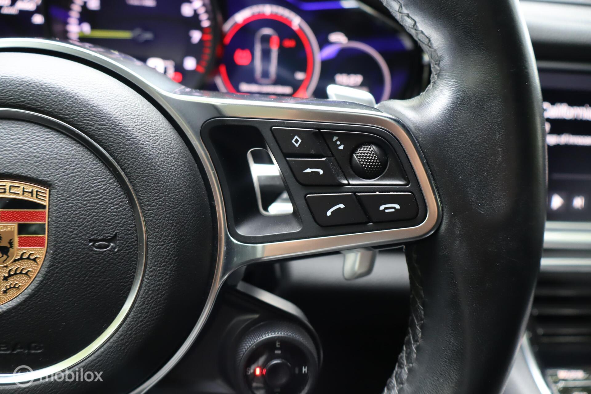Foto van Porsche Panamera 4 E-hybrid