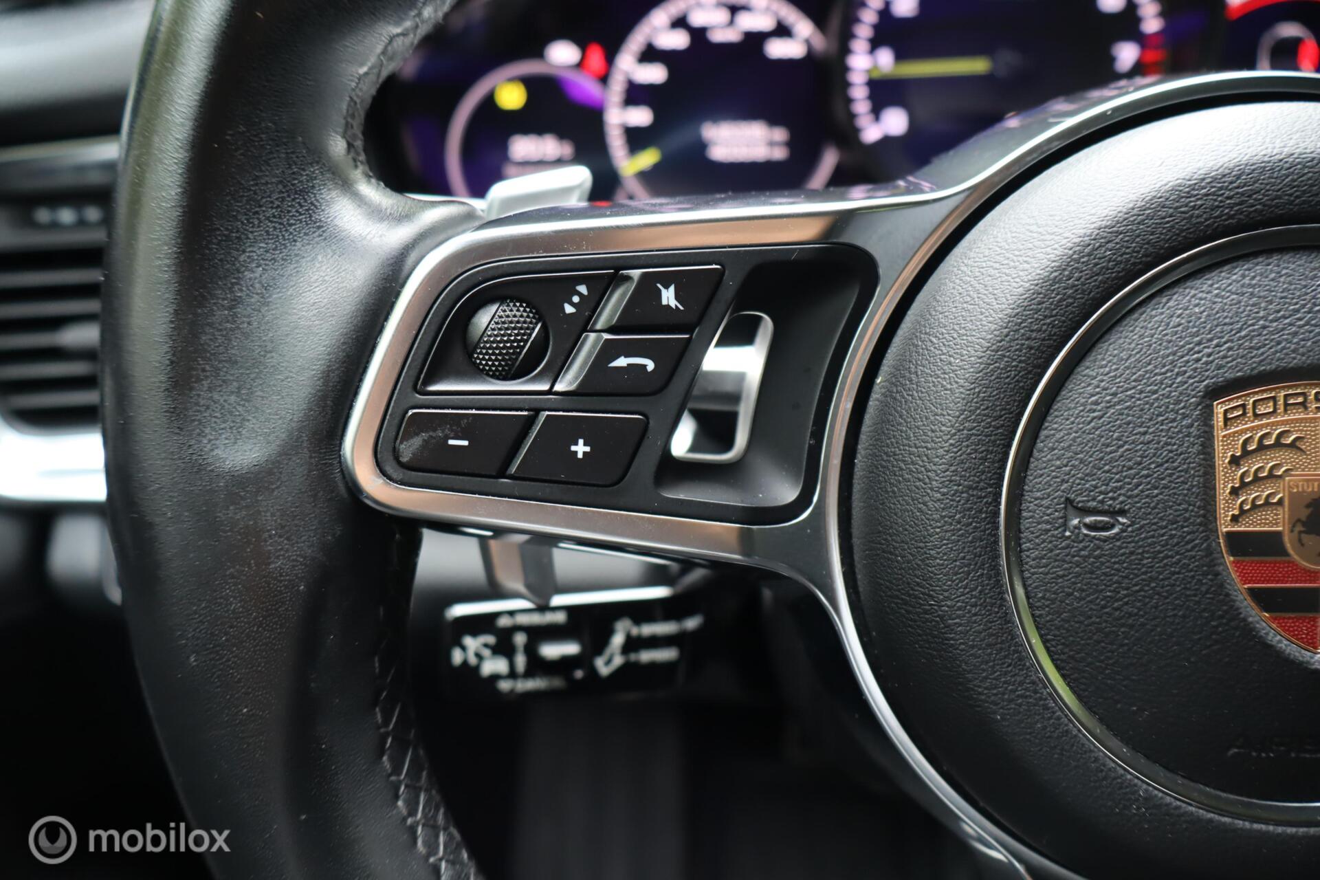 Foto van Porsche Panamera 4 E-hybrid