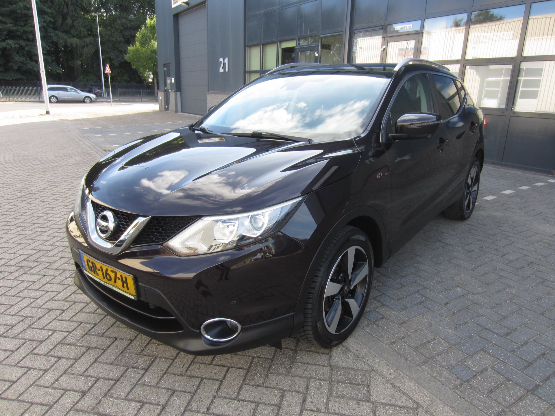 Nissan Nissan Qashqai 1.2 Connect Edition 2015 Automaat Panodak 360 Camera! 2015 - voorkant
