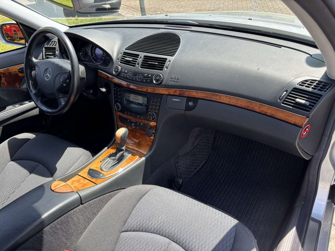 Foto van Mercedes-Benz E 240