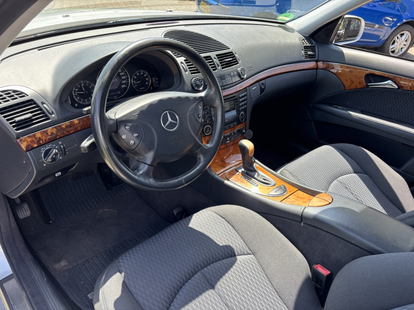 Foto van Mercedes-Benz E 240