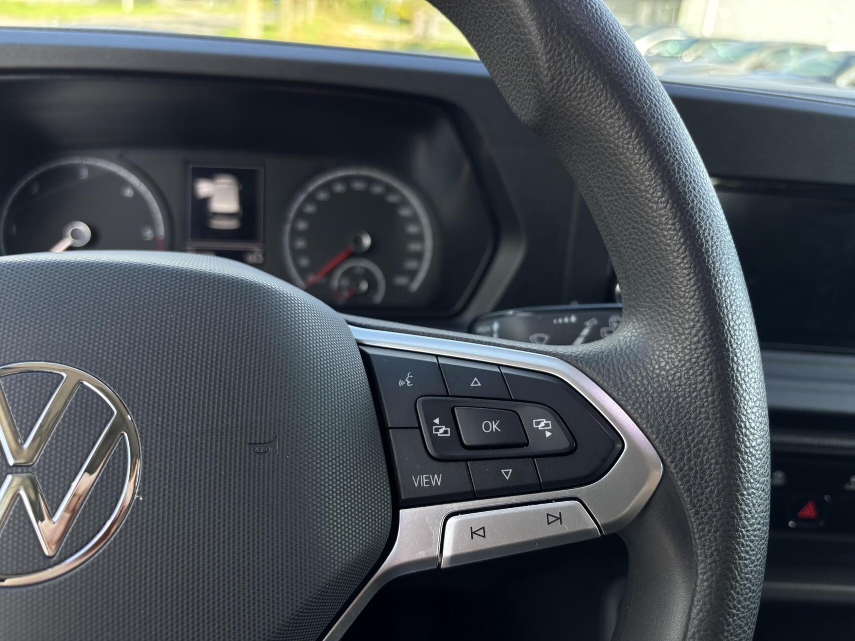 Foto van Volkswagen Caddy Modified Partition Wall