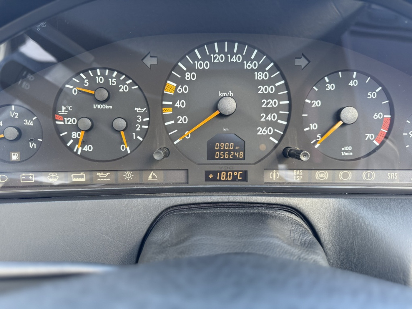 Foto van Mercedes-Benz SL 600