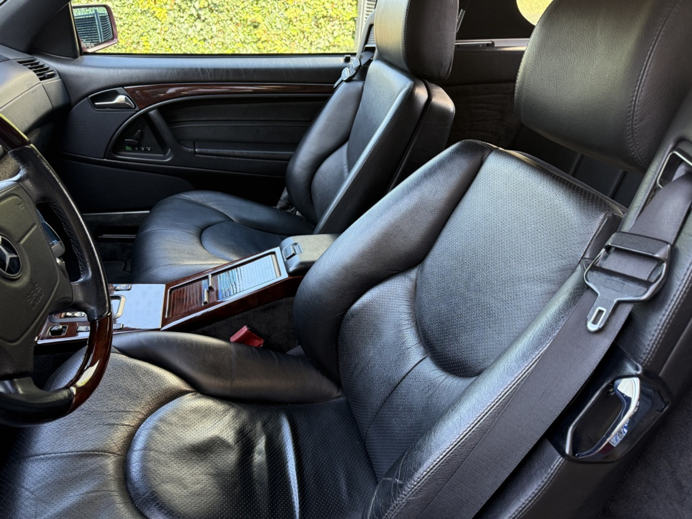 Foto van Mercedes-Benz SL 600