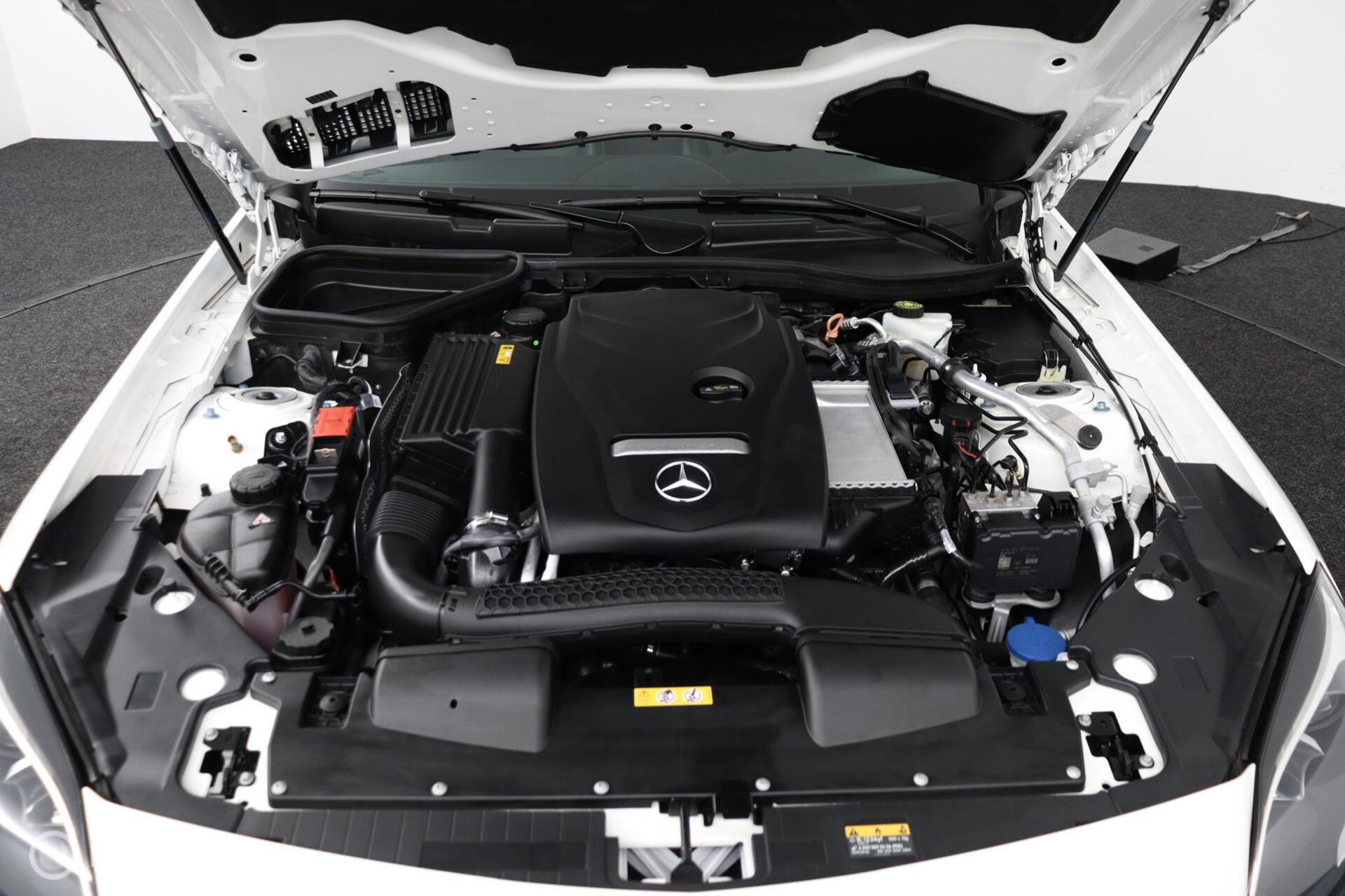 Foto van Mercedes-Benz SLC 180