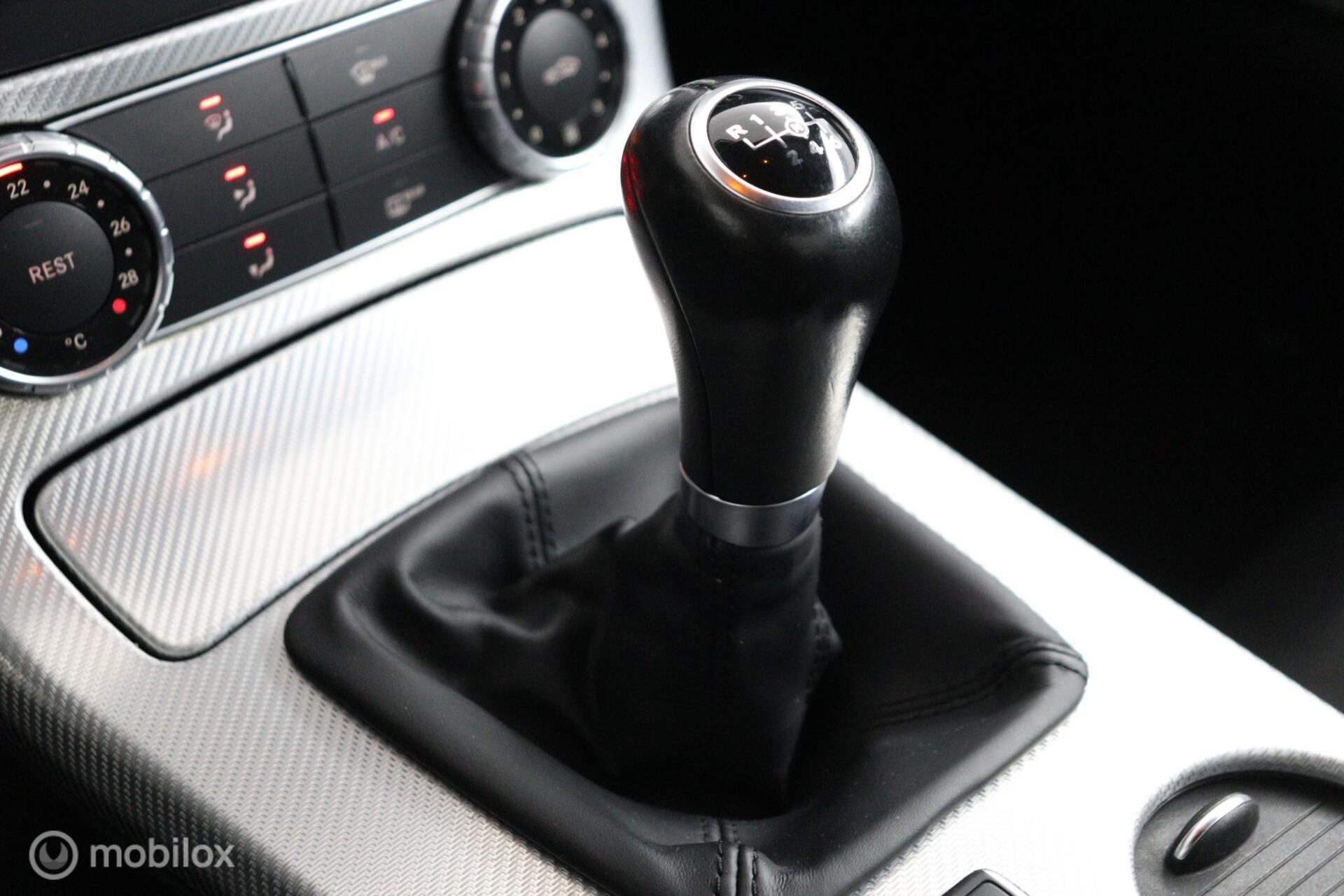 Foto van Mercedes-Benz SLC 180