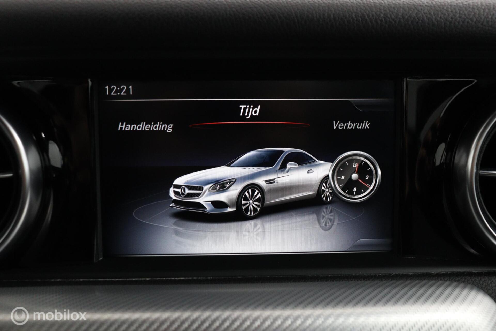 Foto van Mercedes-Benz SLC 180