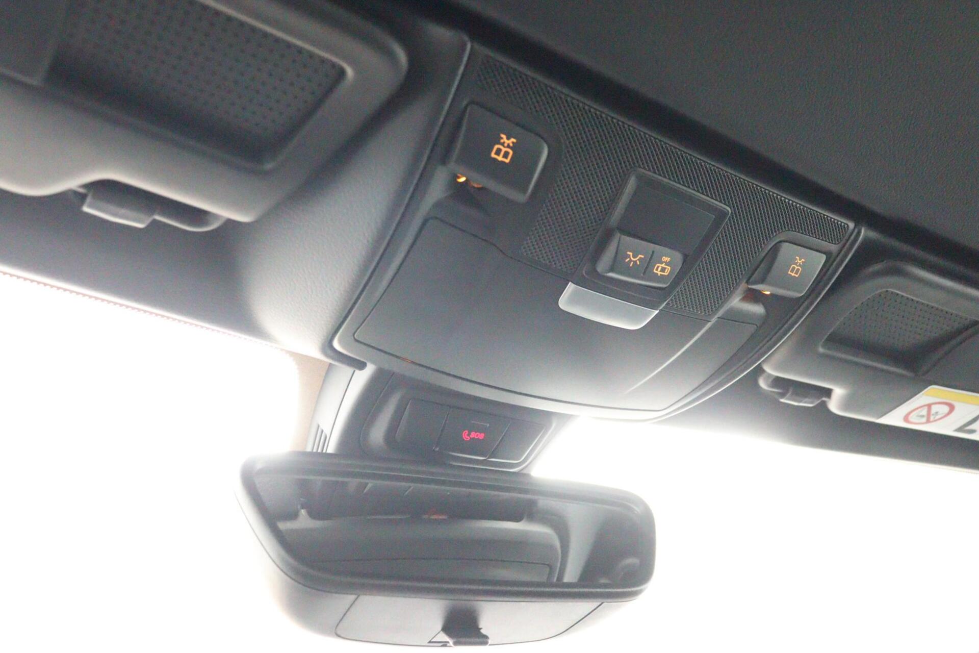 Foto van Mercedes-Benz SLC 180
