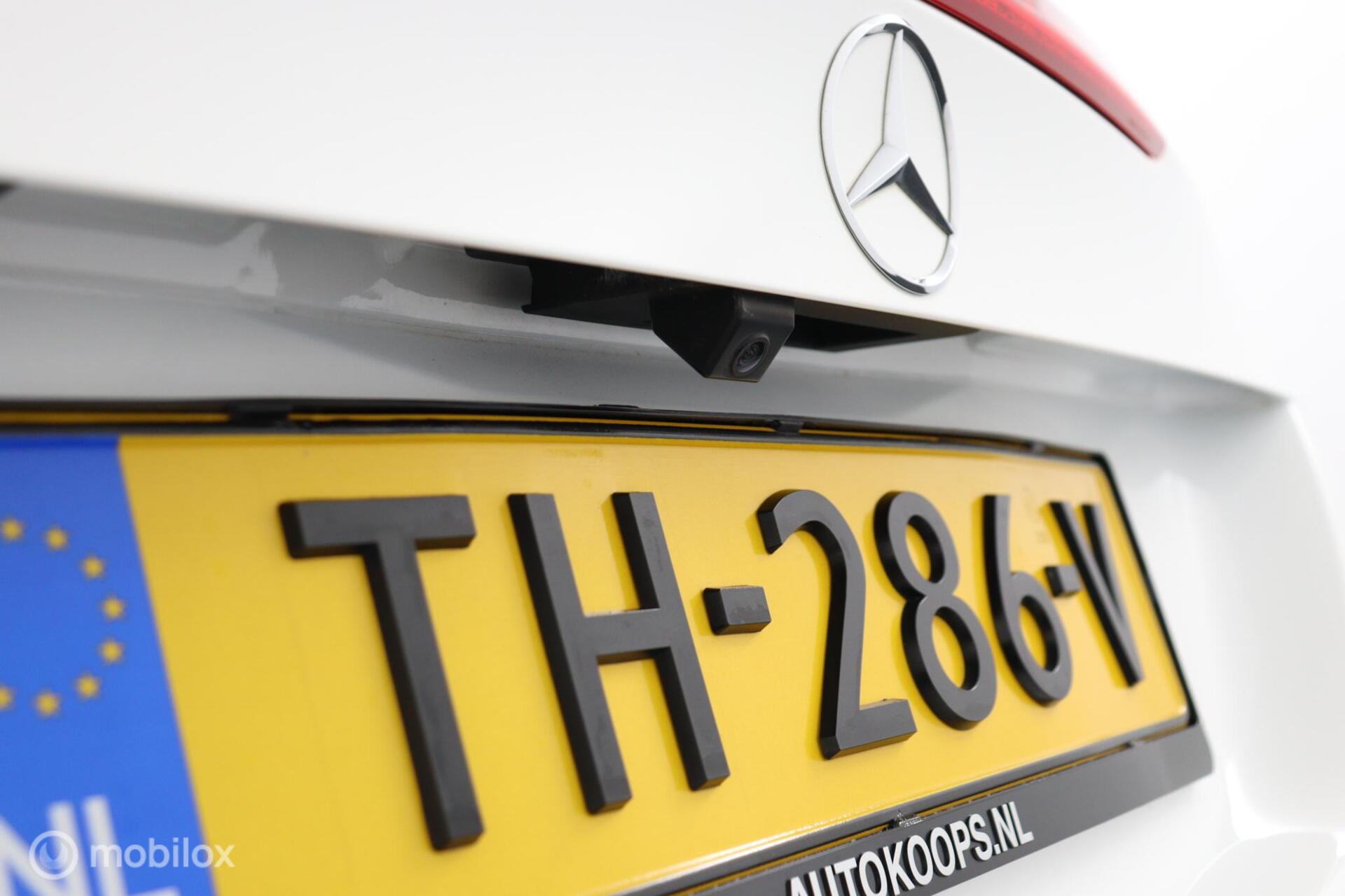 Foto van Mercedes-Benz SLC 180