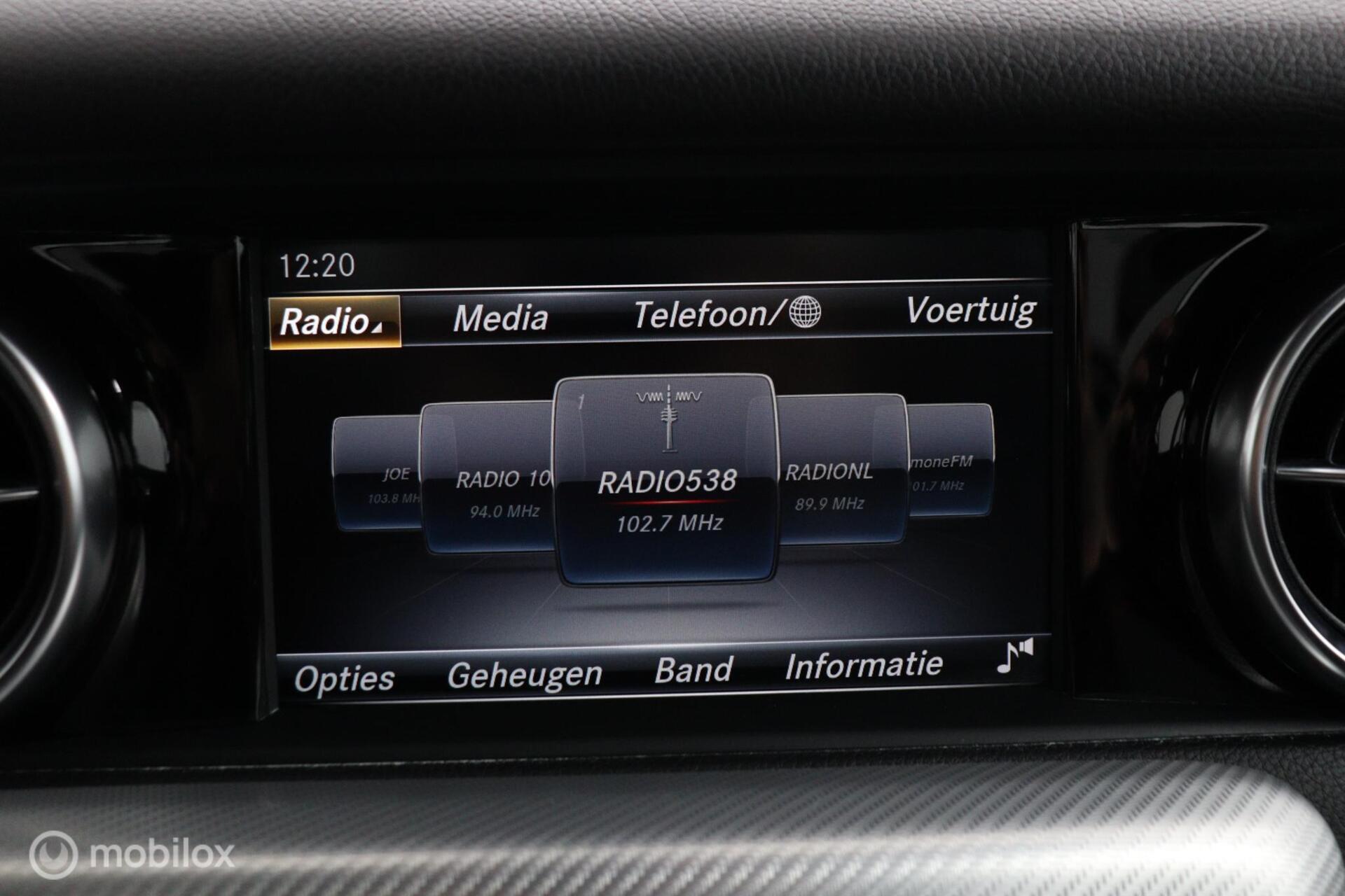 Foto van Mercedes-Benz SLC 180