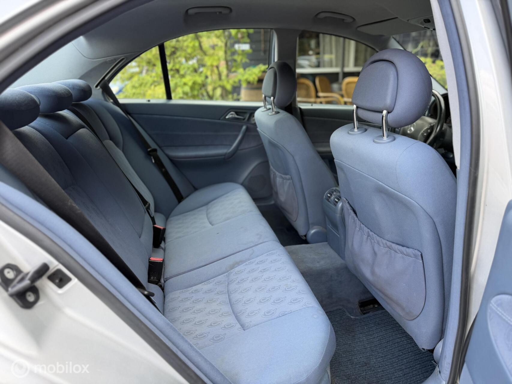 Foto van Mercedes-Benz C 200
