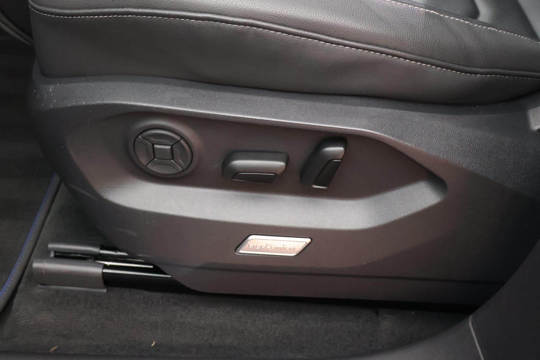 Foto van Volkswagen Touareg R