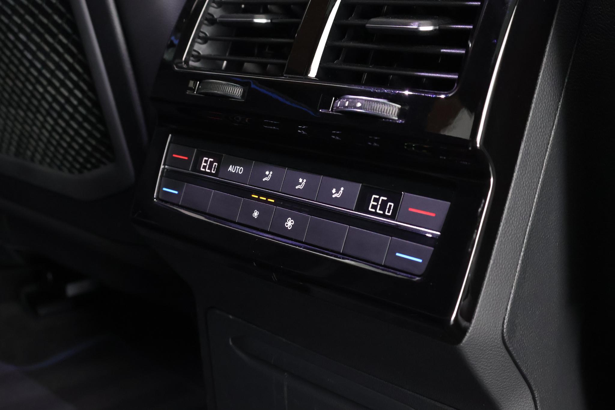 Foto van Volkswagen Touareg R