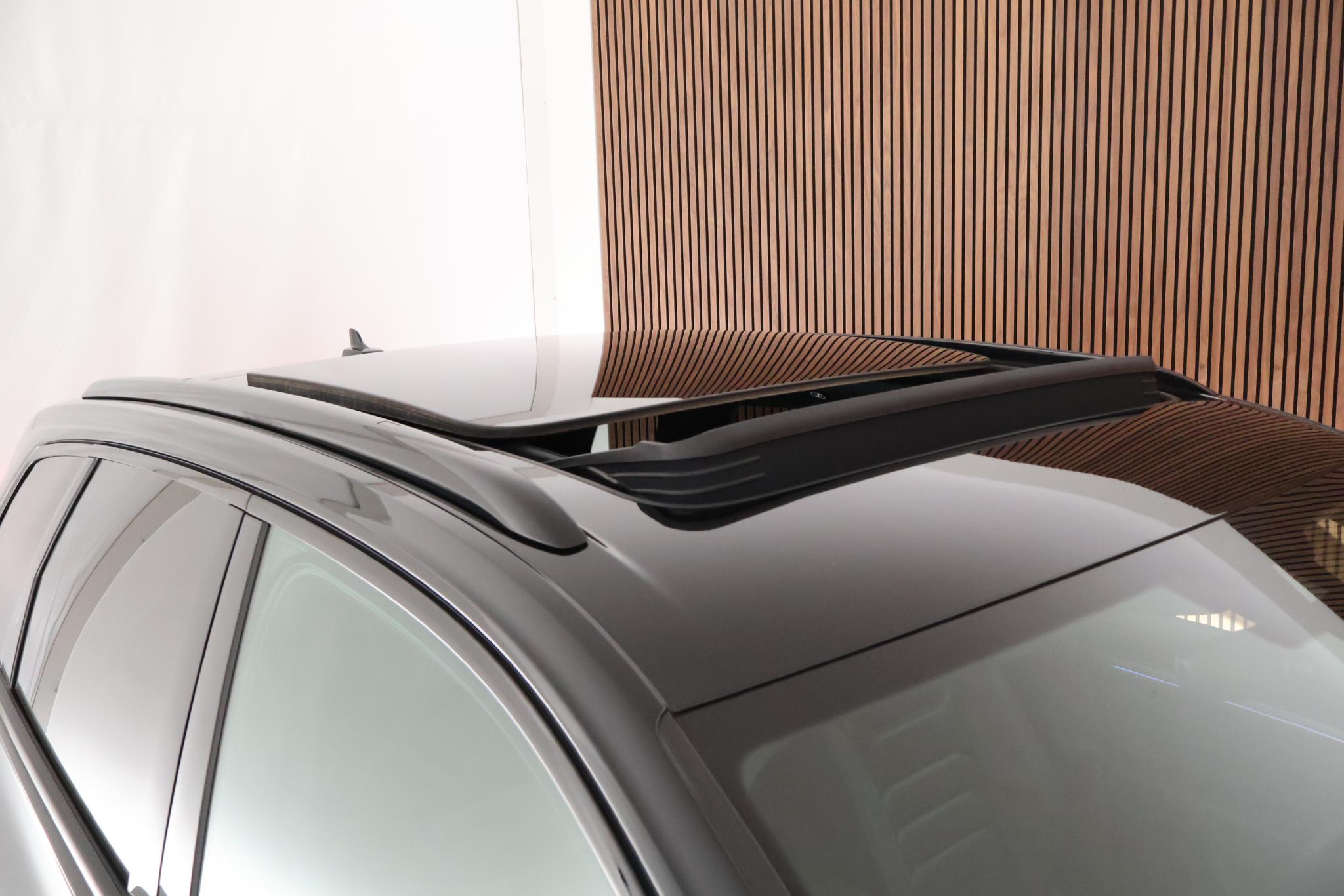 Foto van Volkswagen Touareg R
