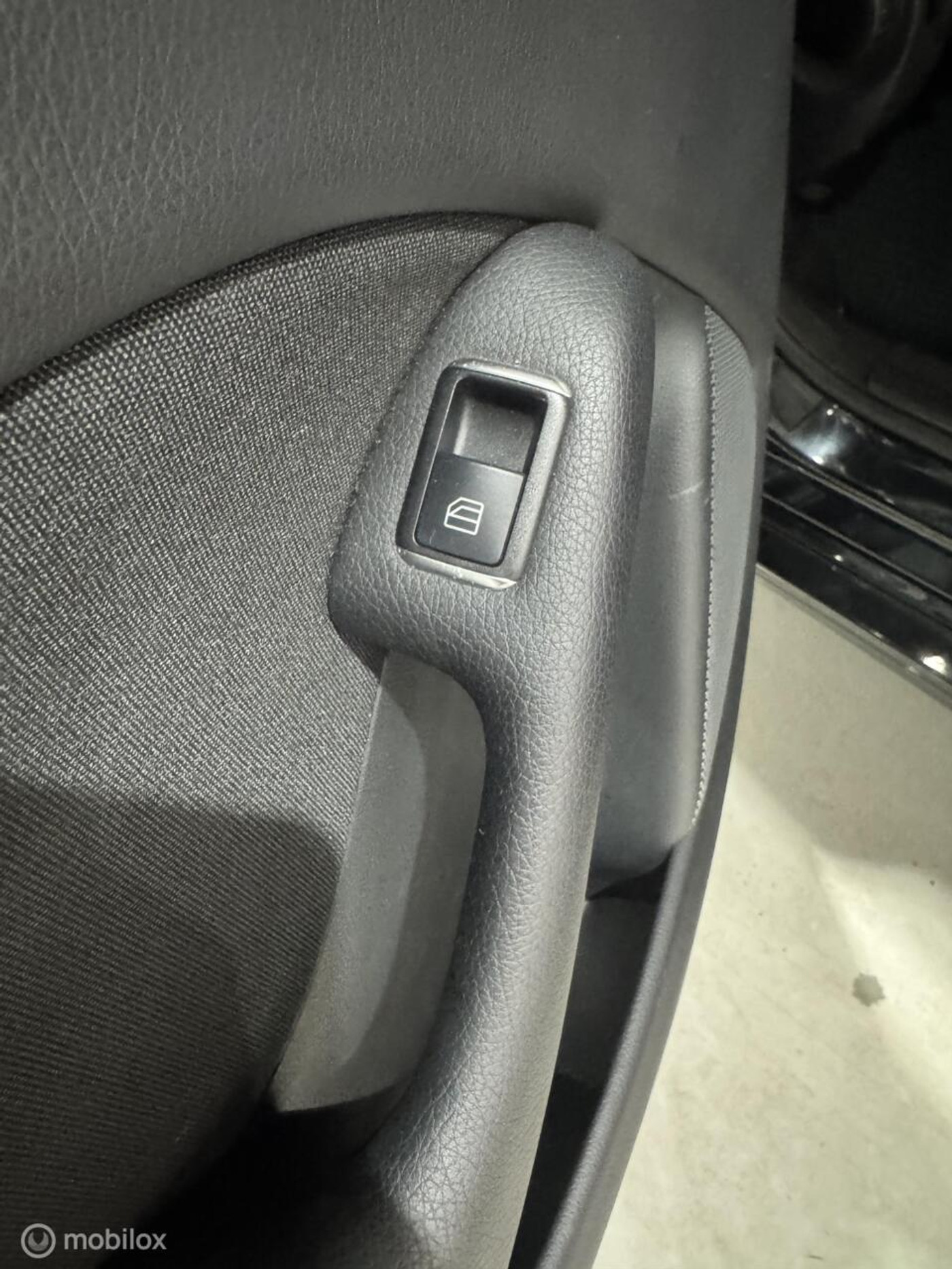 Foto van Mercedes-Benz B 180