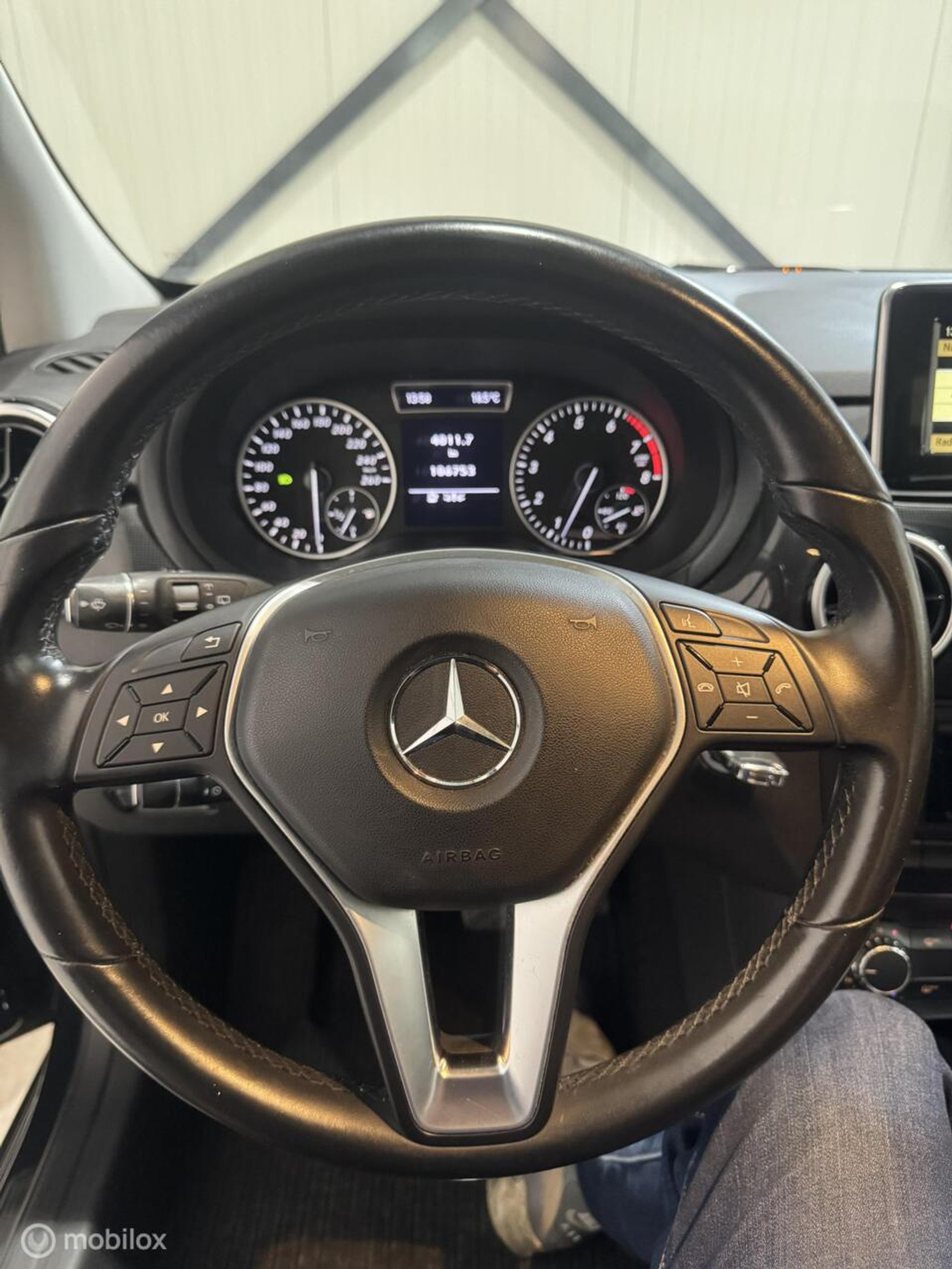 Foto van Mercedes-Benz B 180