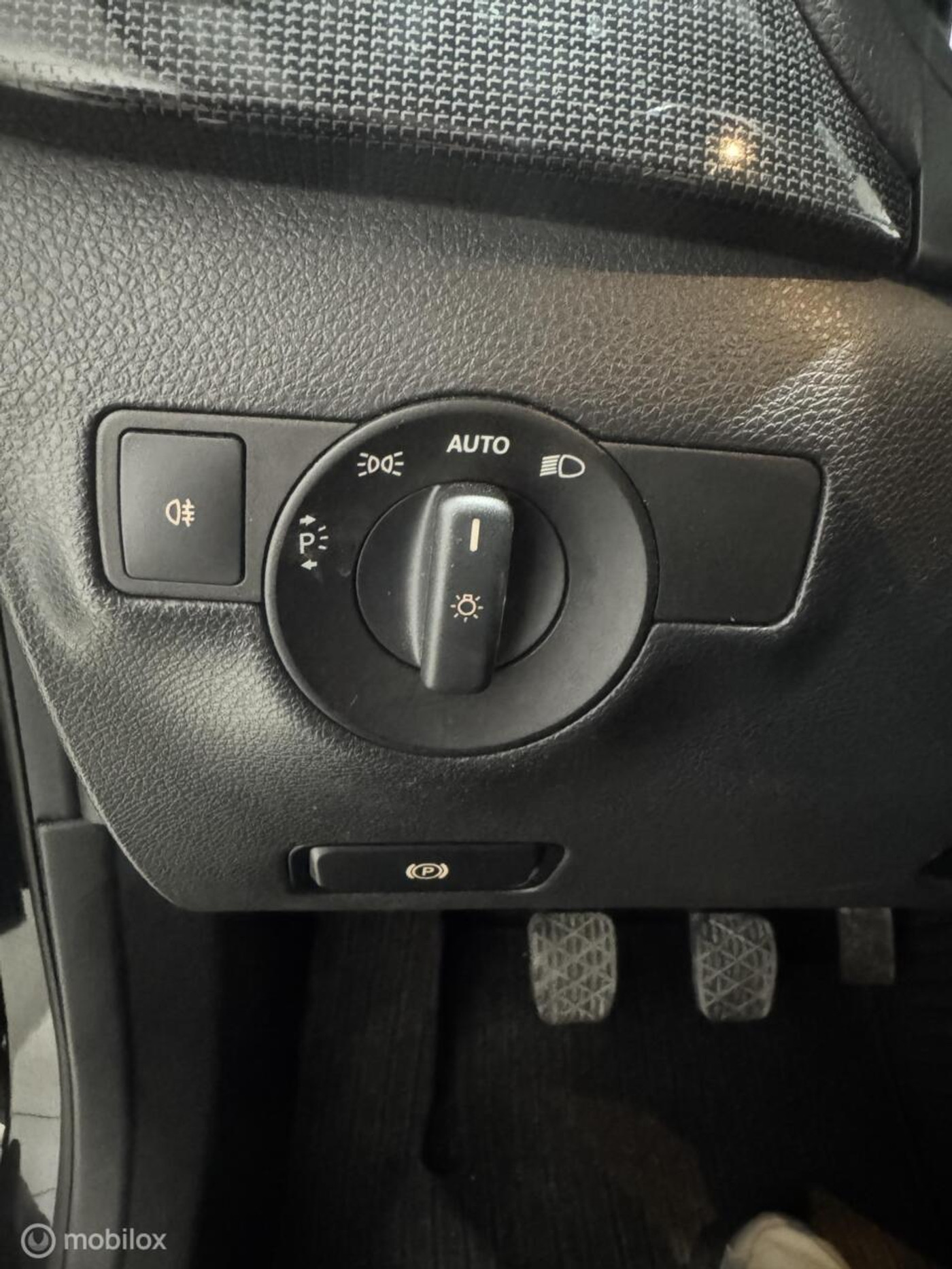 Foto van Mercedes-Benz B 180