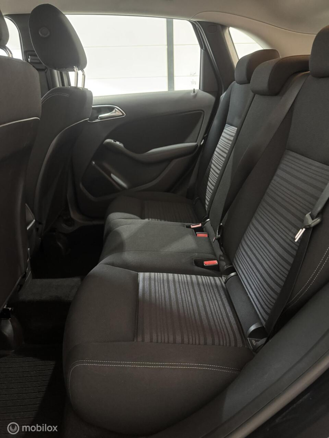 Foto van Mercedes-Benz B 180