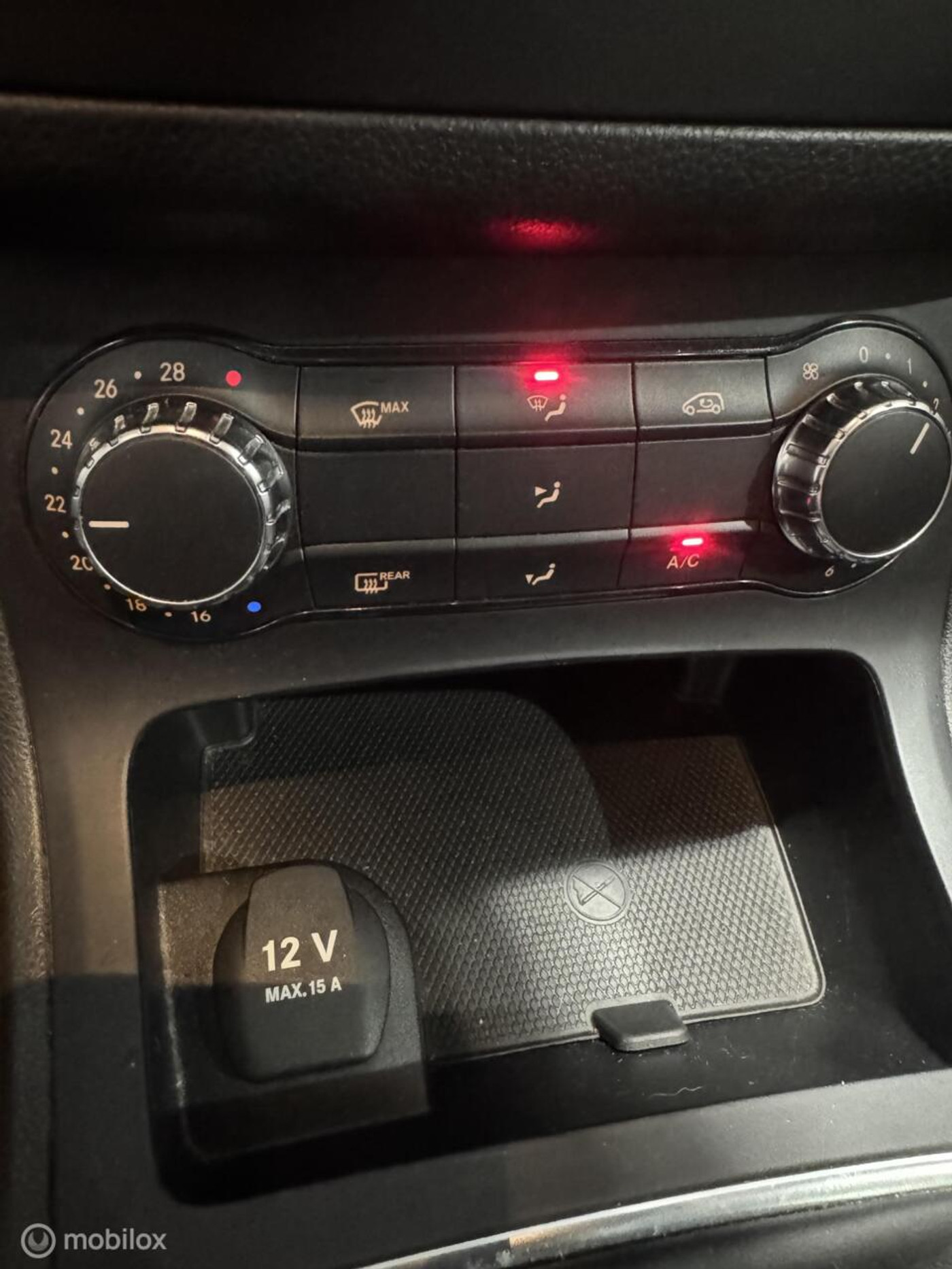 Foto van Mercedes-Benz B 180