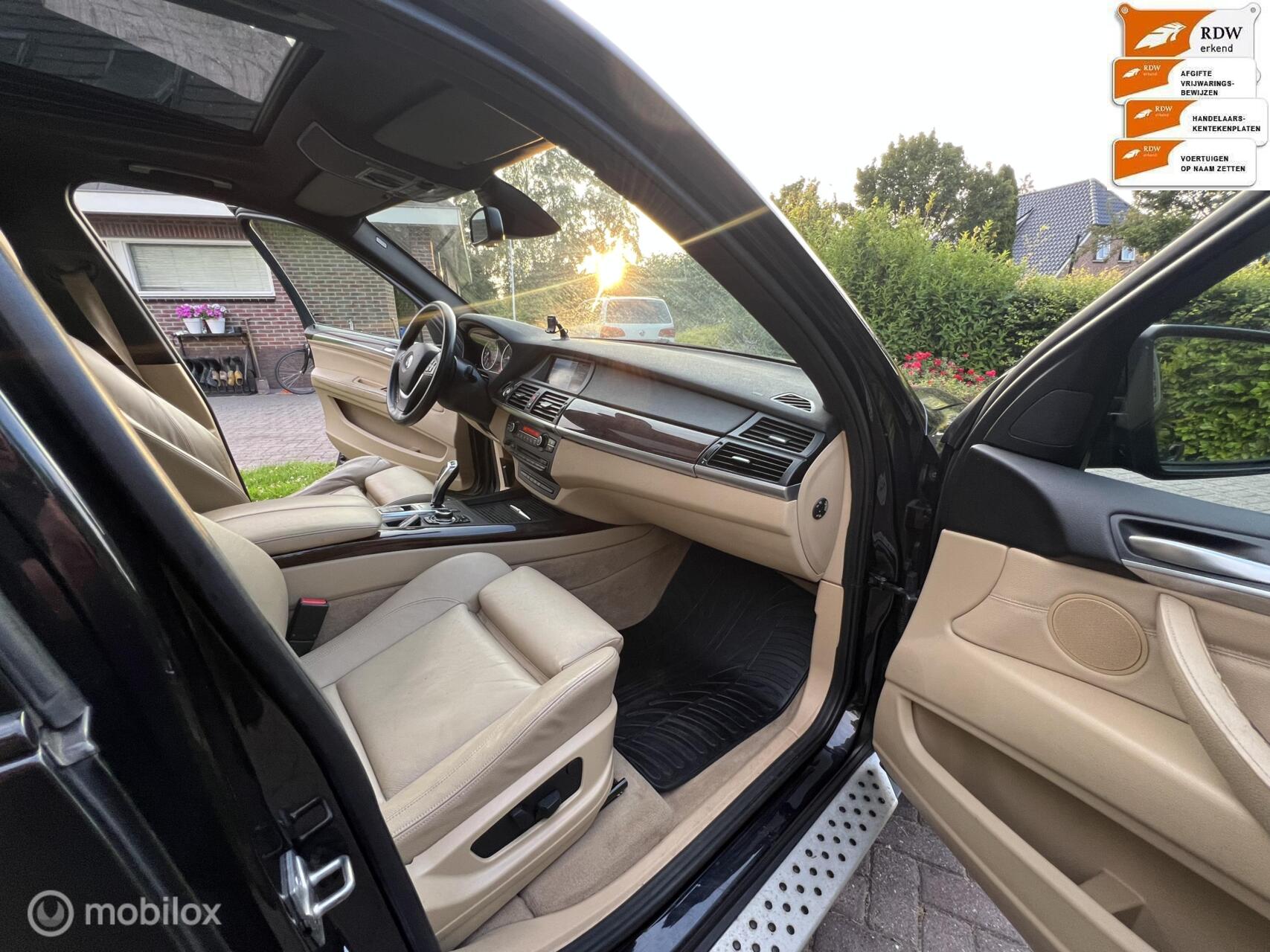 Foto van BMW X Rheihe