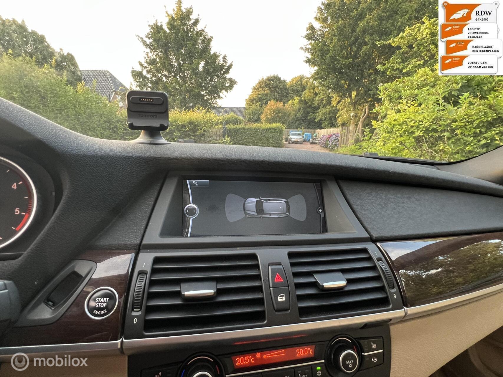 Foto van BMW X Rheihe