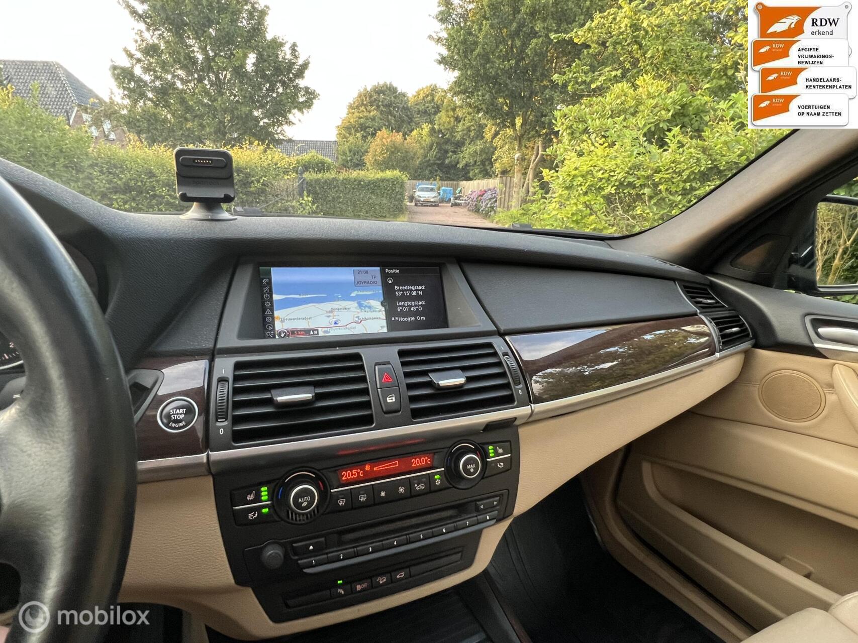 Foto van BMW X Rheihe