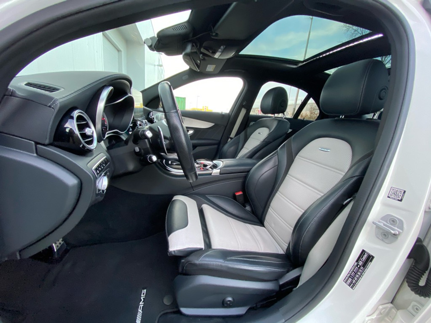 Foto van Mercedes-Benz AMG C 63