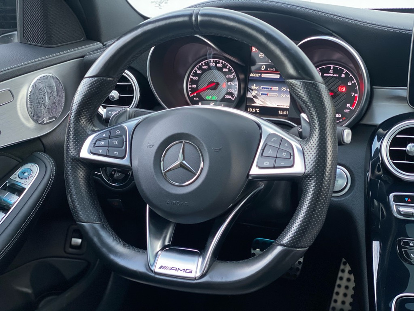 Foto van Mercedes-Benz AMG C 63