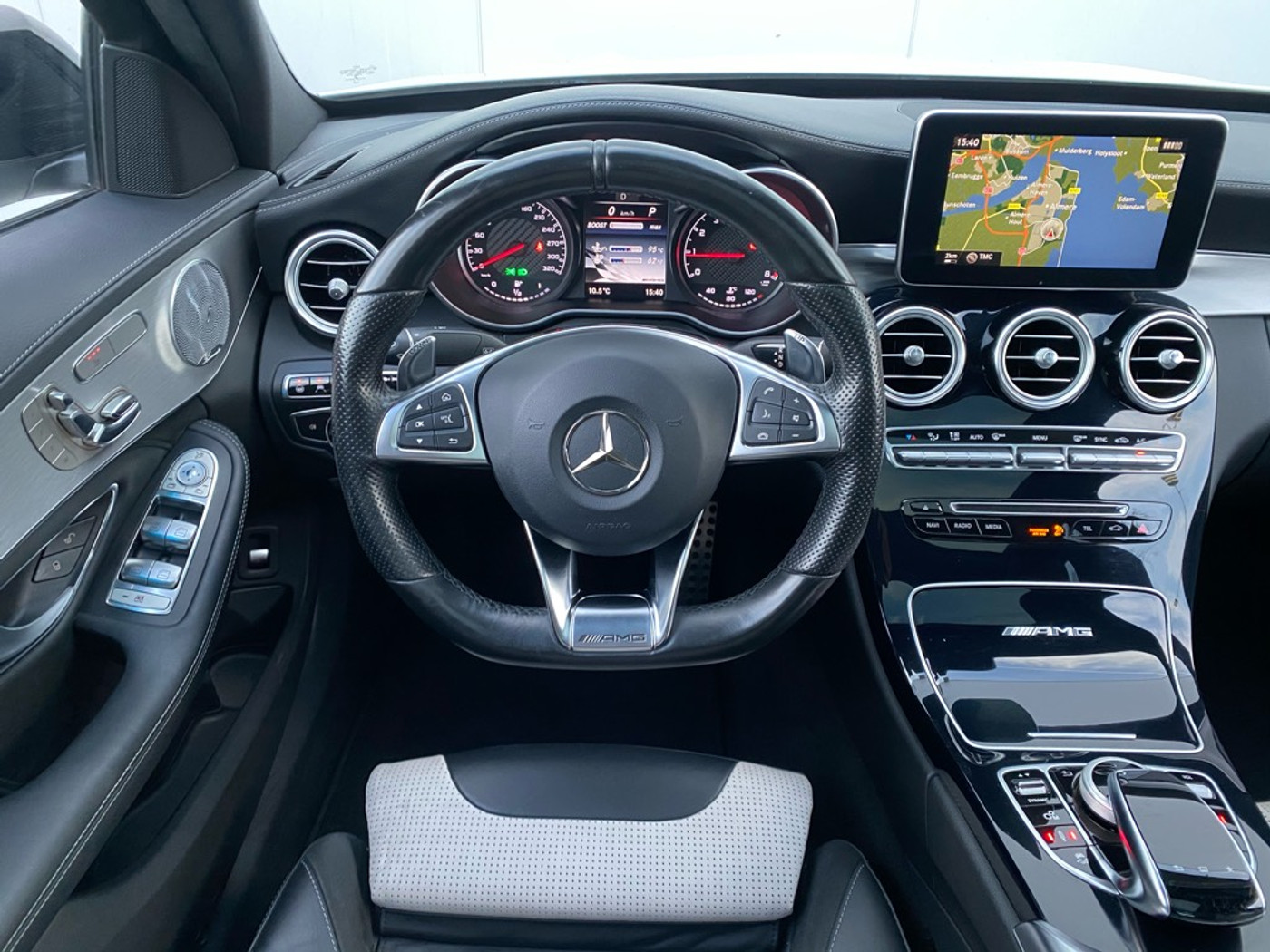 Foto van Mercedes-Benz AMG C 63