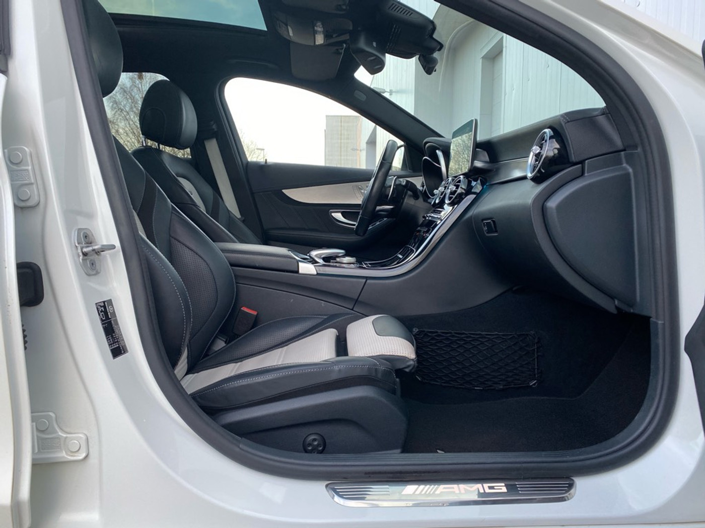Foto van Mercedes-Benz AMG C 63