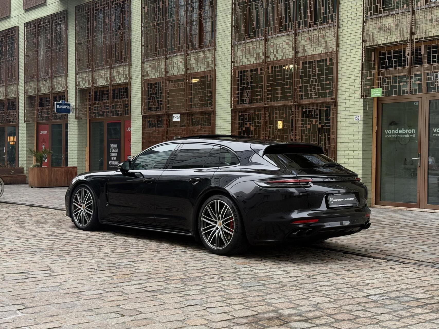 Foto van Porsche Panamera 4