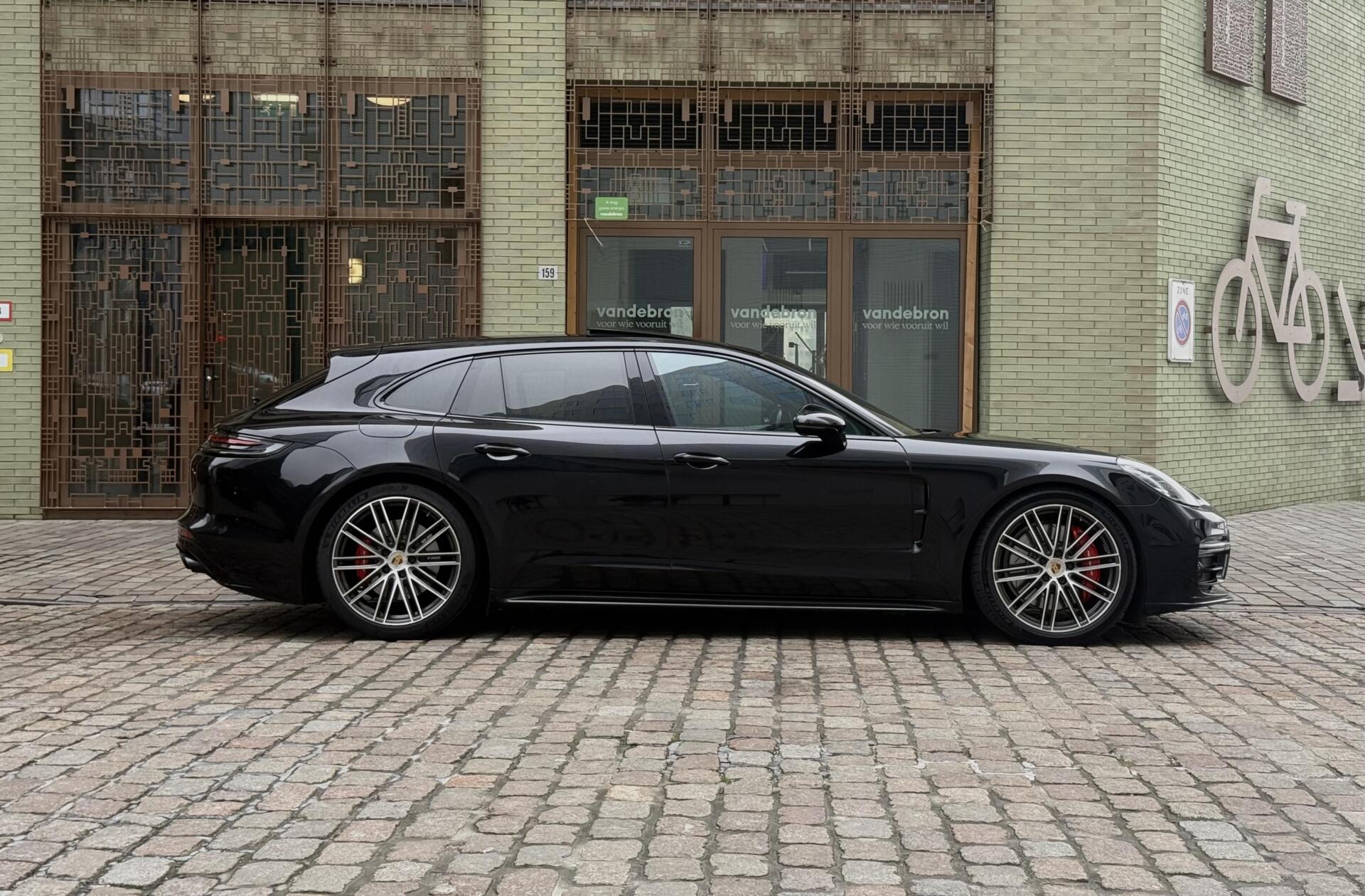 Foto van Porsche Panamera 4