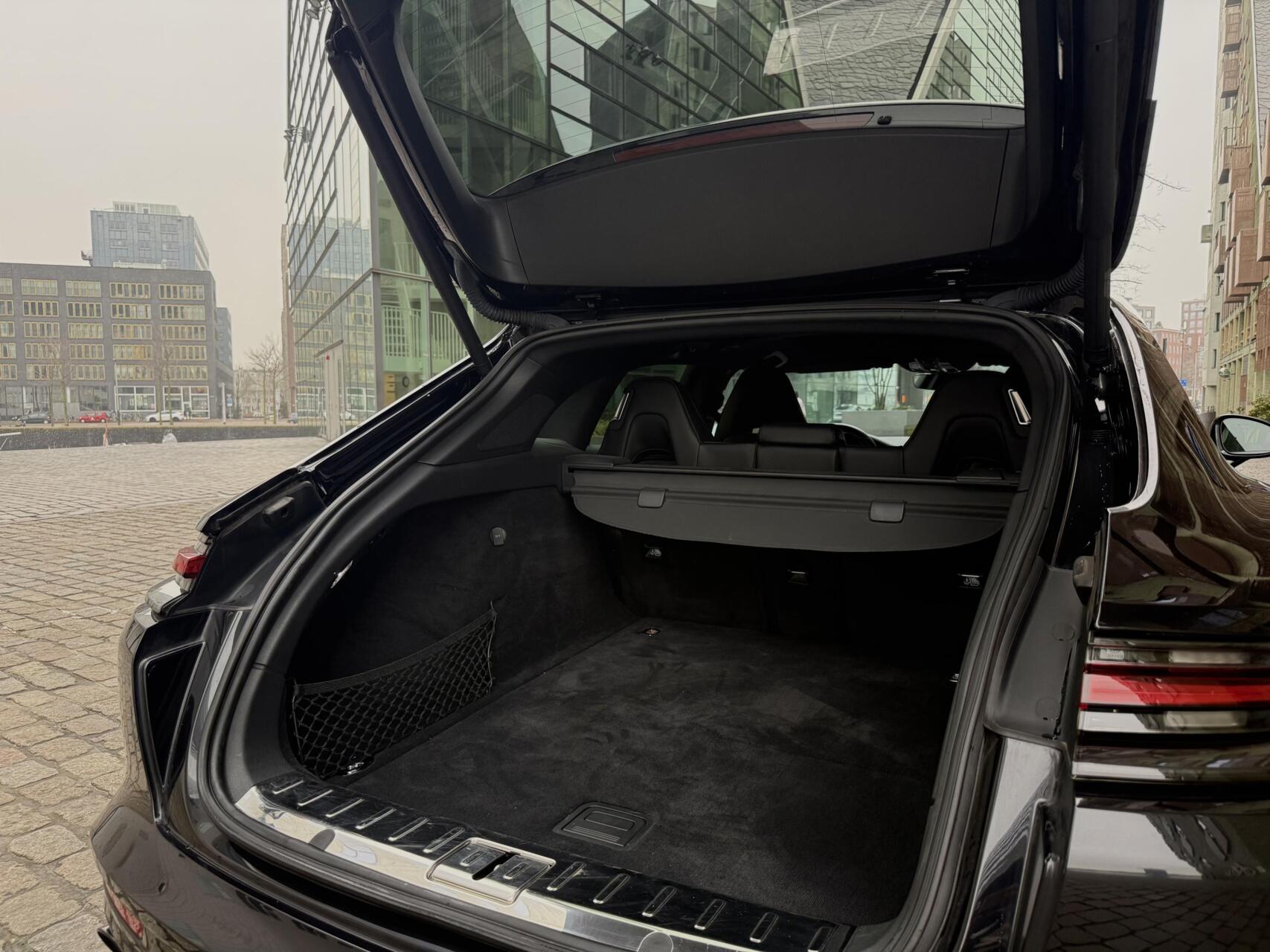 Foto van Porsche Panamera 4