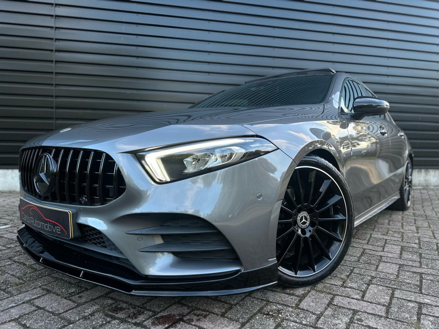 Foto van Mercedes-Benz A 200