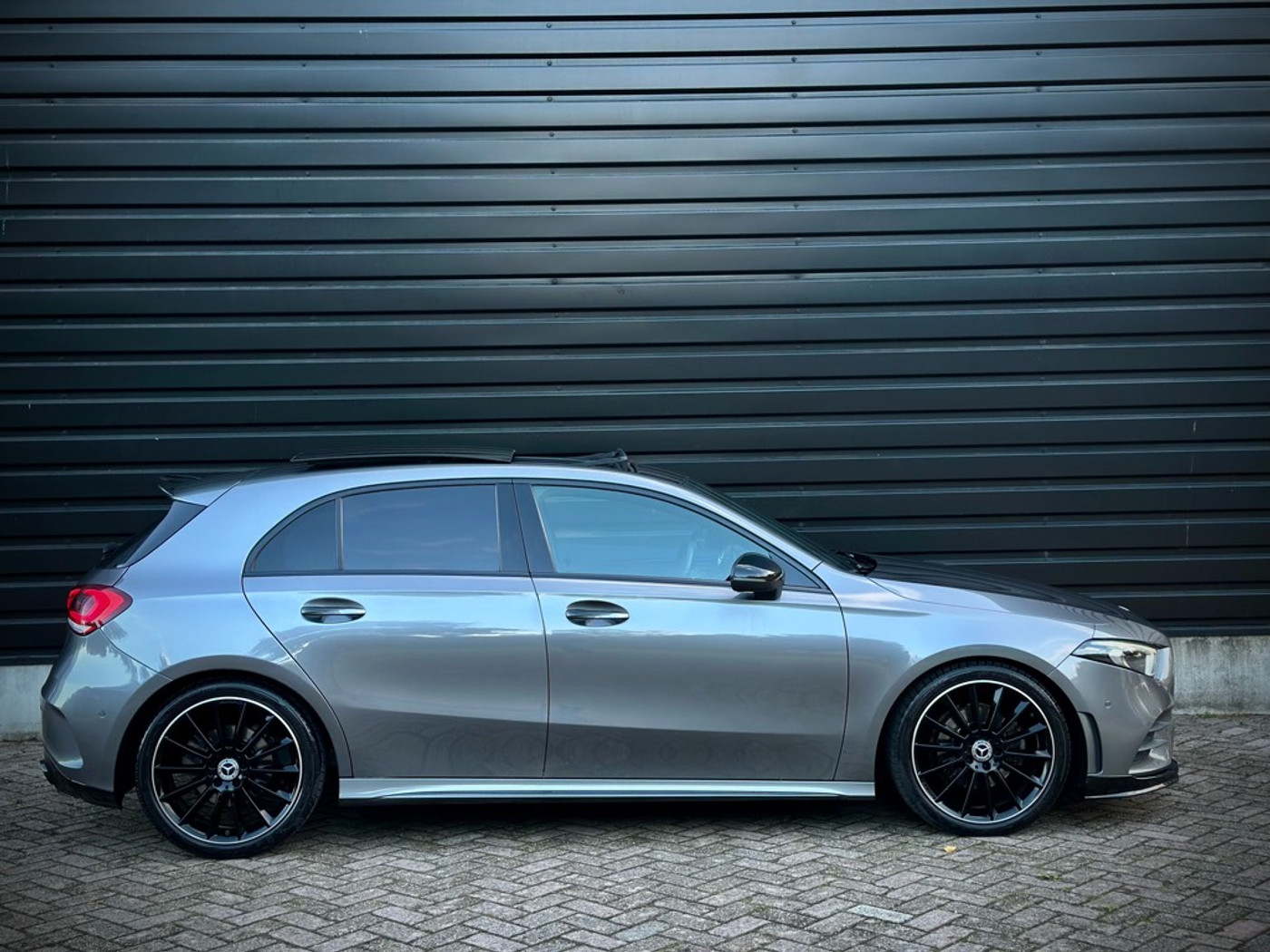 Foto van Mercedes-Benz A 200
