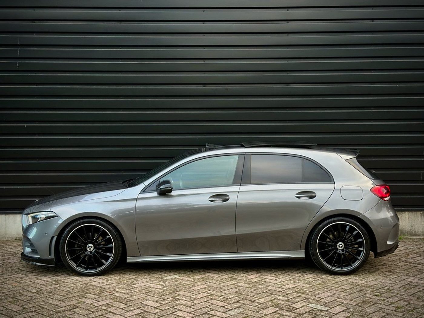 Foto van Mercedes-Benz A 200