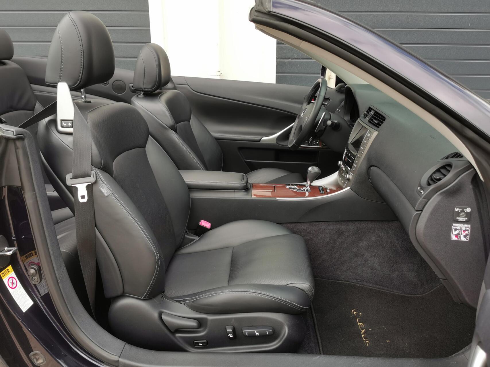 Foto van Lexus Lexus Is250c