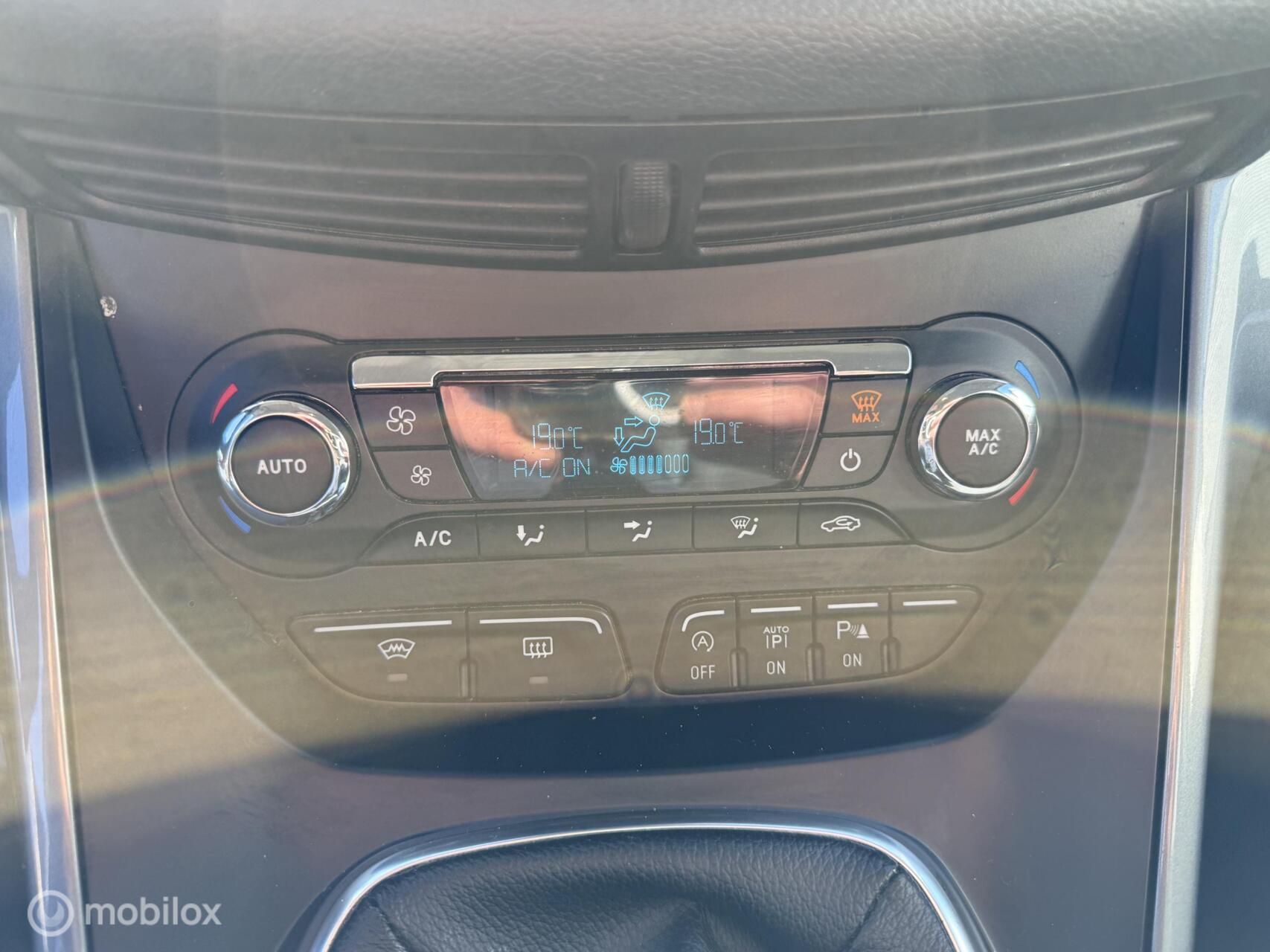 Foto van Ford Grand C-max