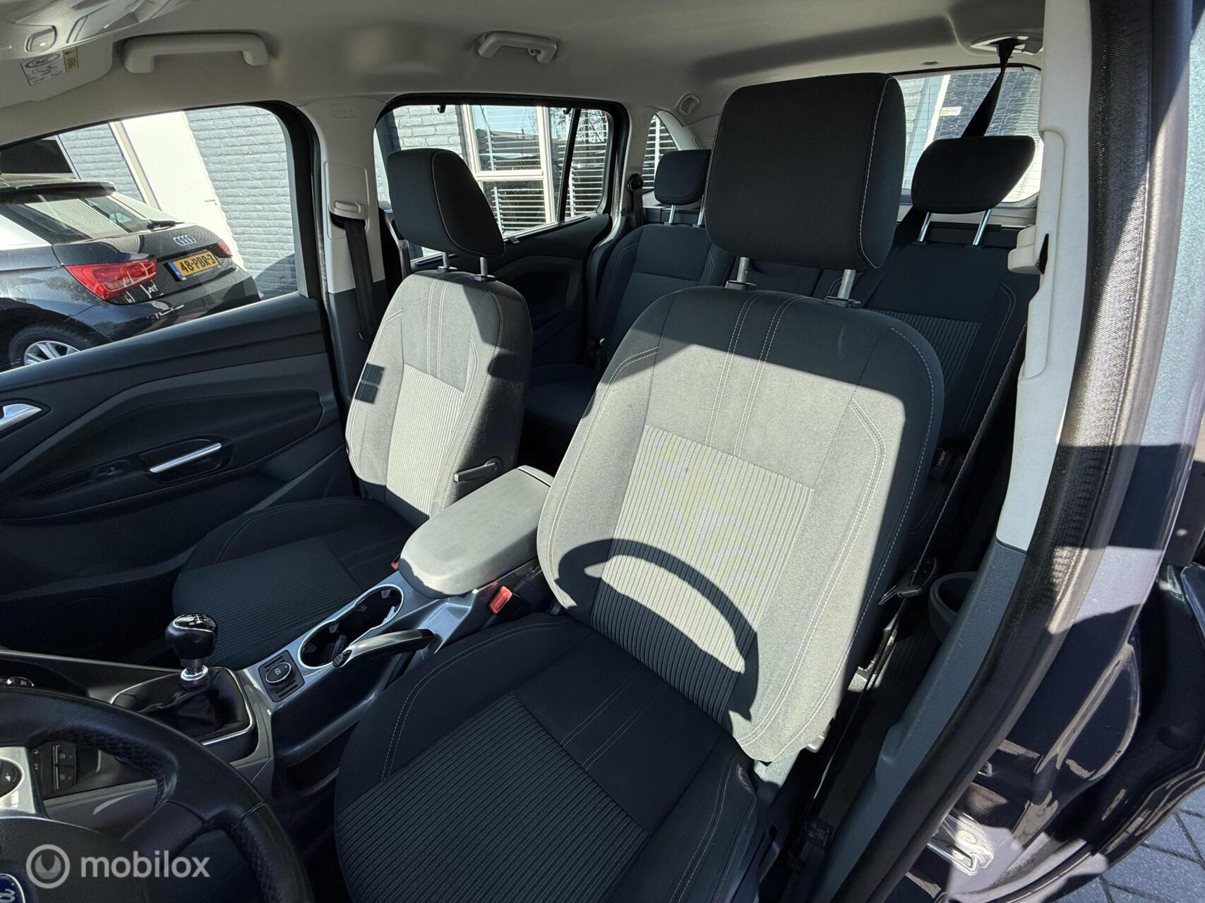 Foto van Ford Grand C-max