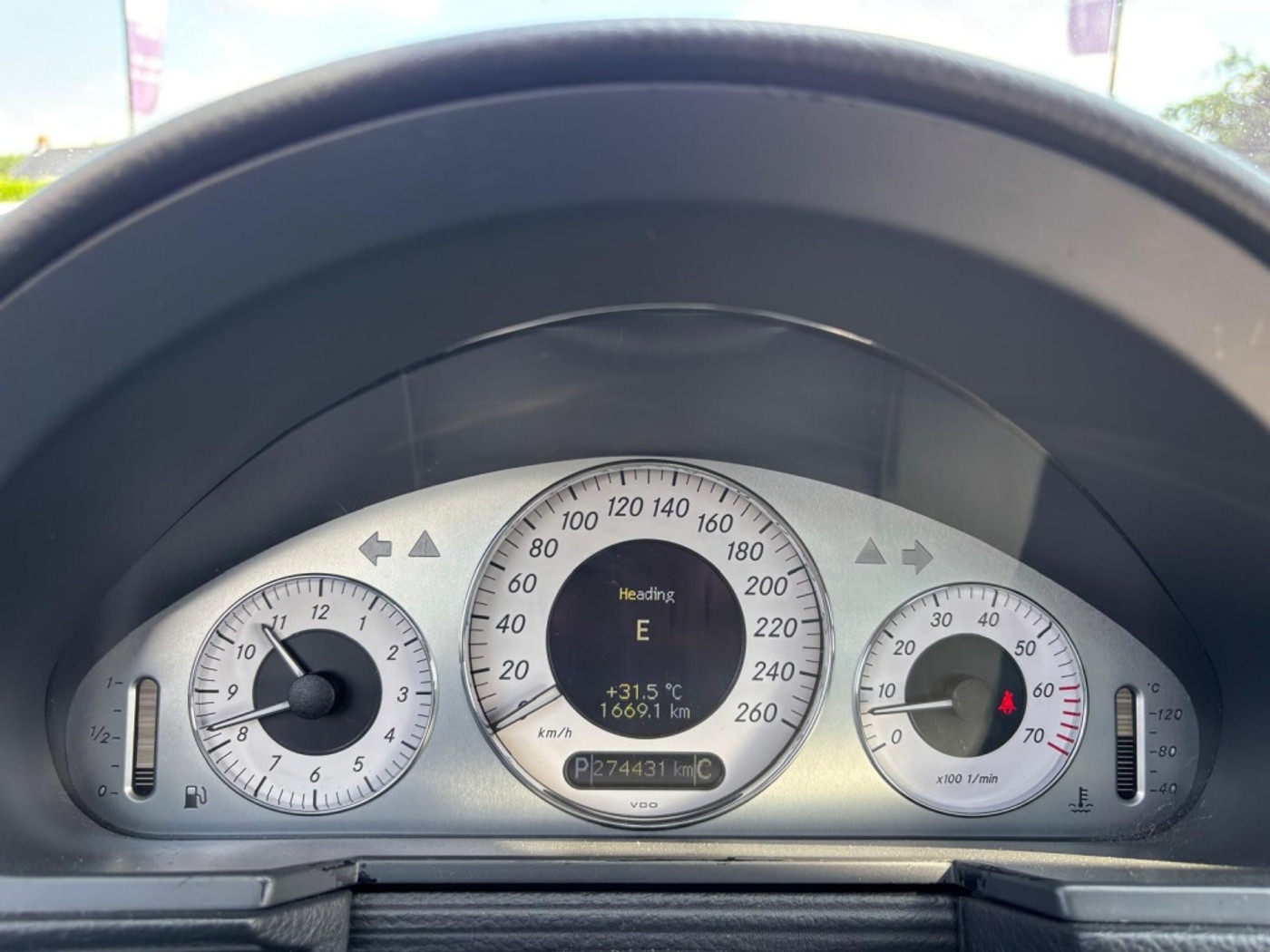 Foto van Mercedes-Benz E 500
