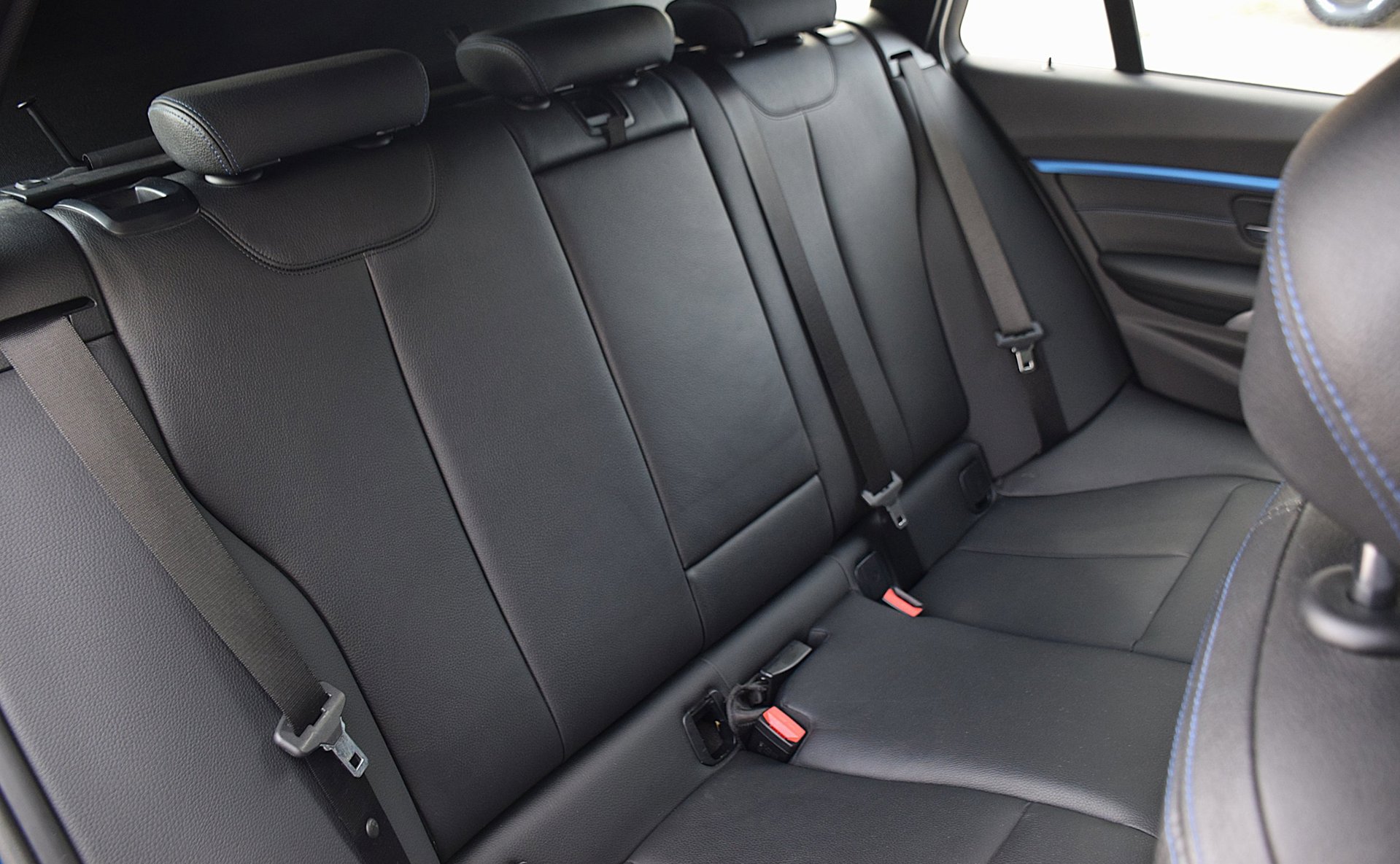 Foto van BMW 330i