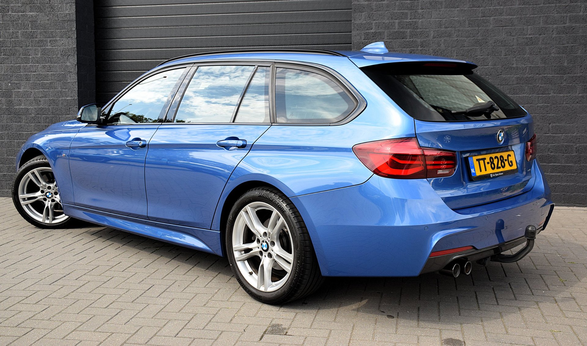 Foto van BMW 330i