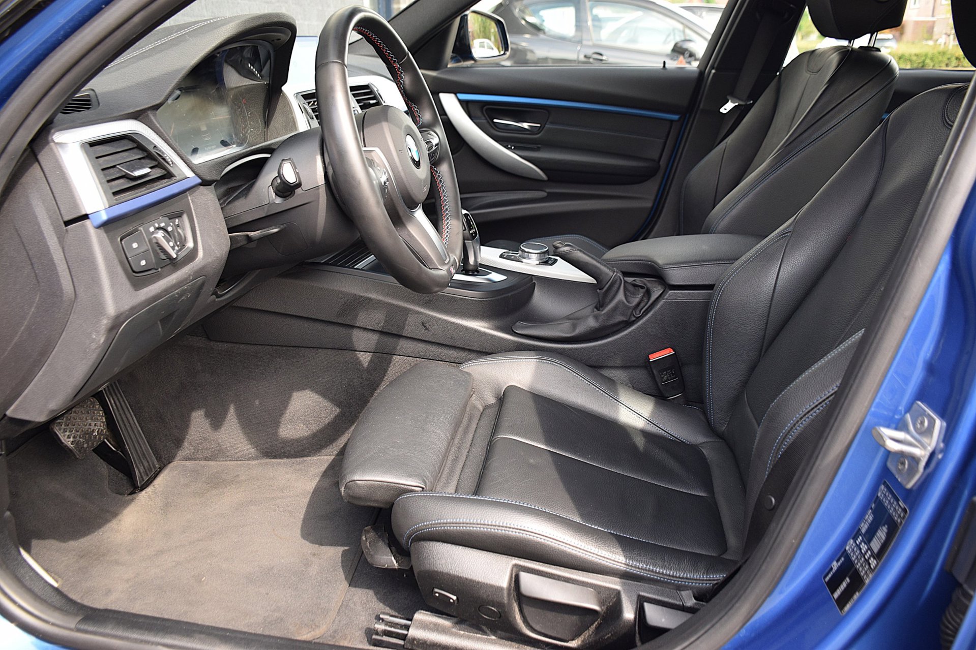 Foto van BMW 330i